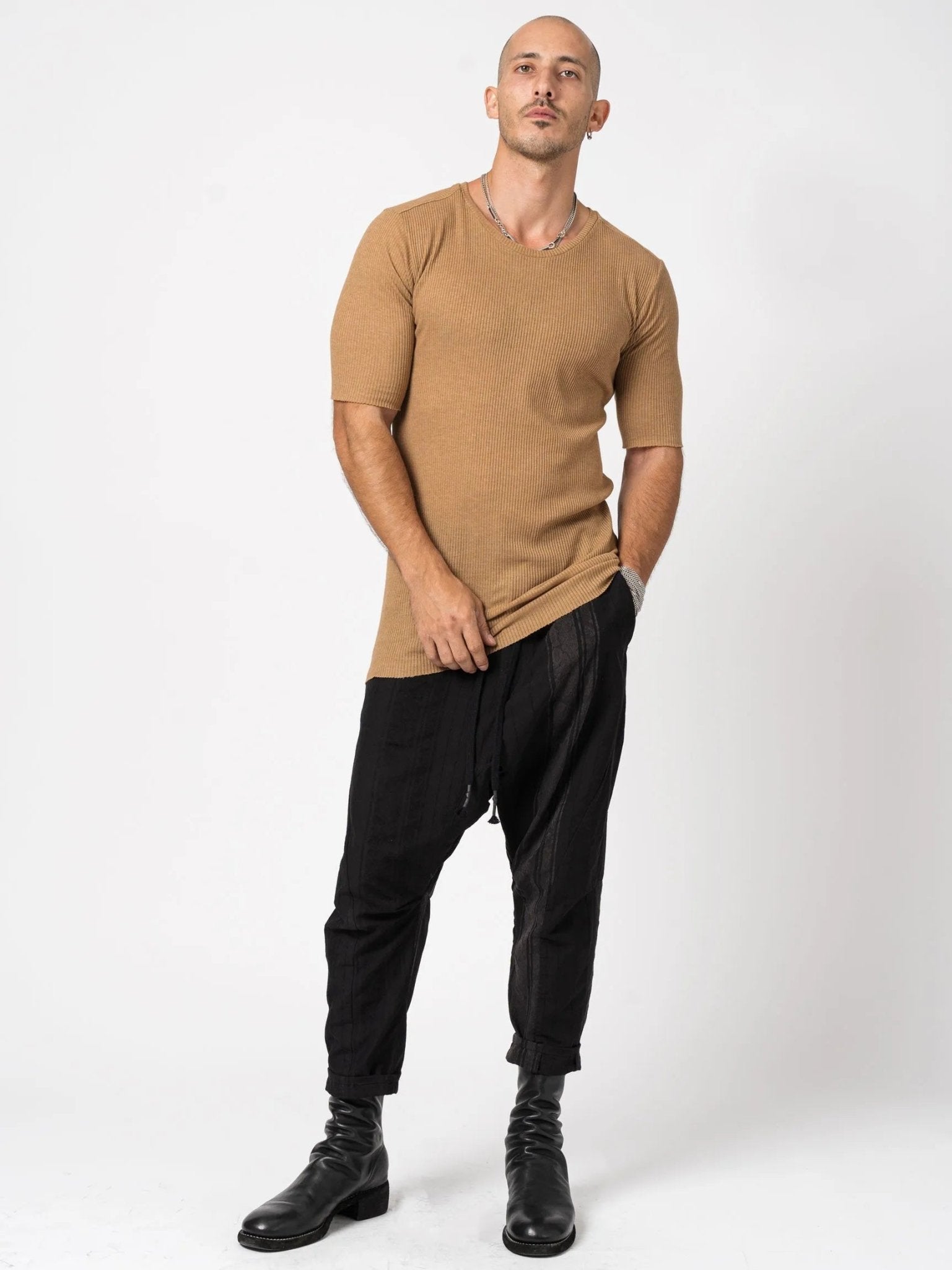Ribbed T-shirt - by AITO