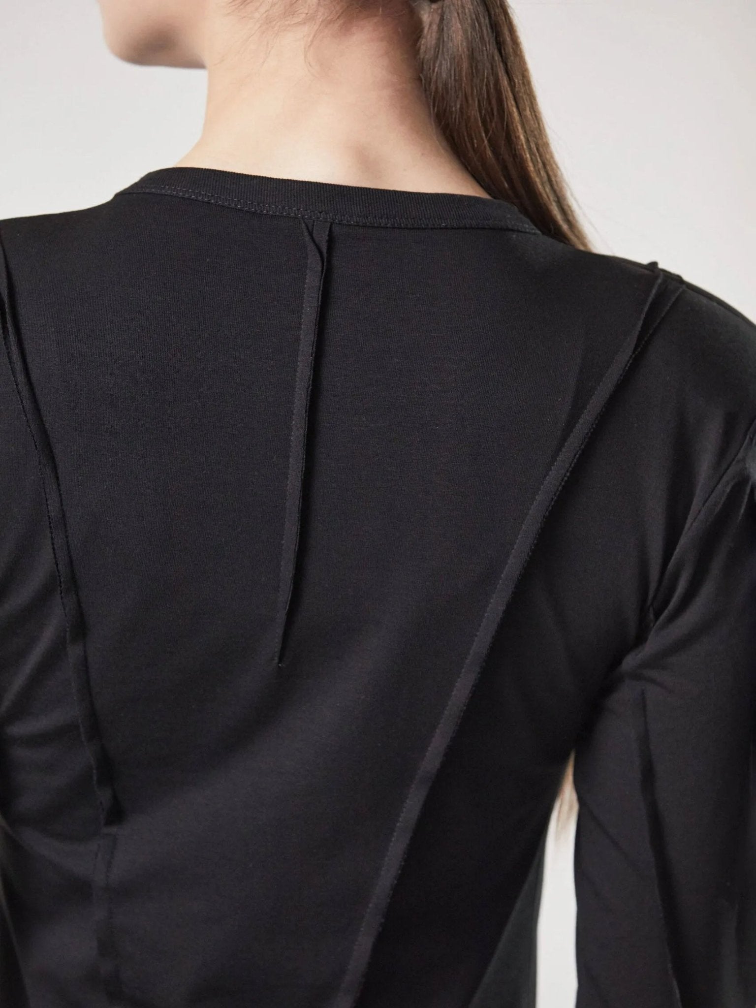 Round neck dress - by THOM KROM