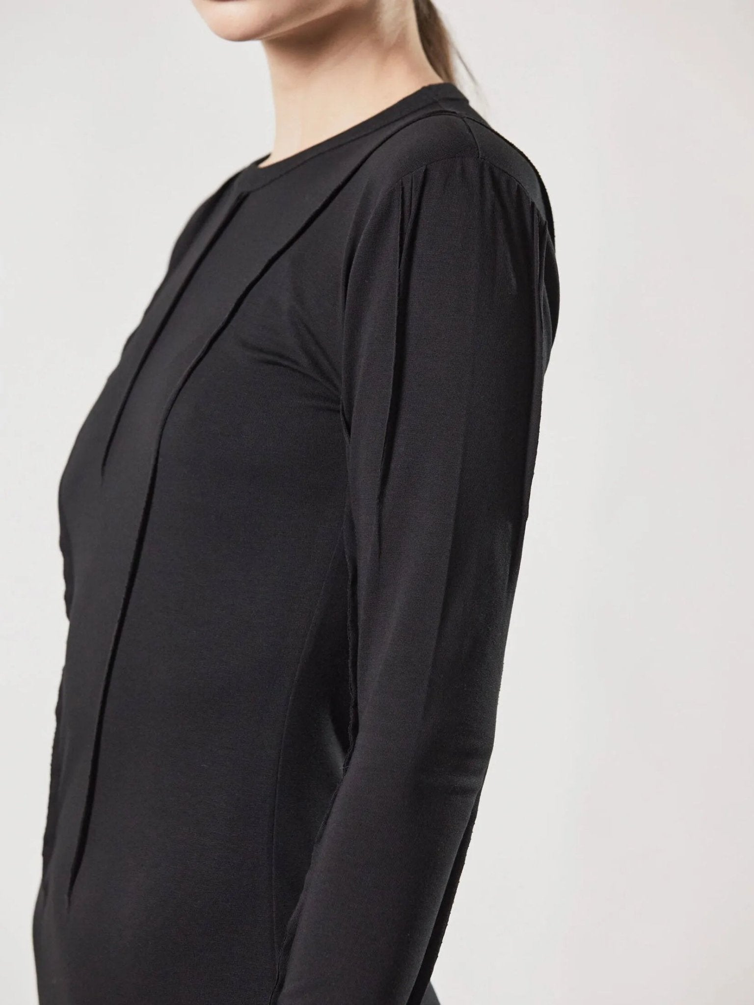 Round neck dress - by THOM KROM