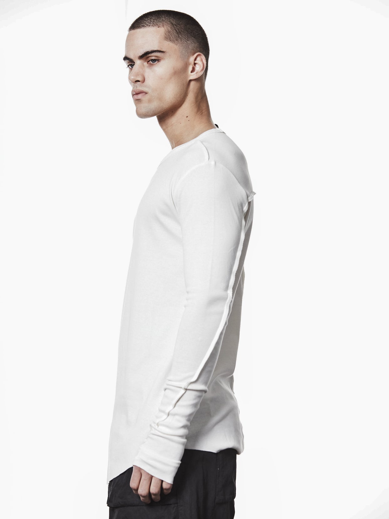 Round Neck Long - Sleeve T-Shirt - by THOM KROM