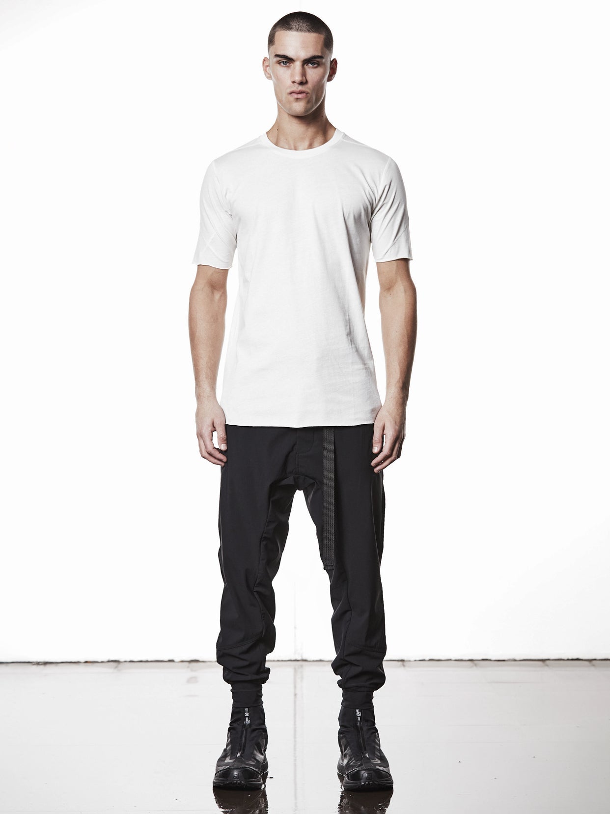 Round Neck T-shirt - by THOM KROM