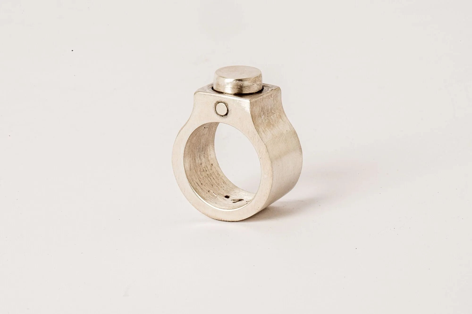 SAHARA RING - by PARTS OF FOUR