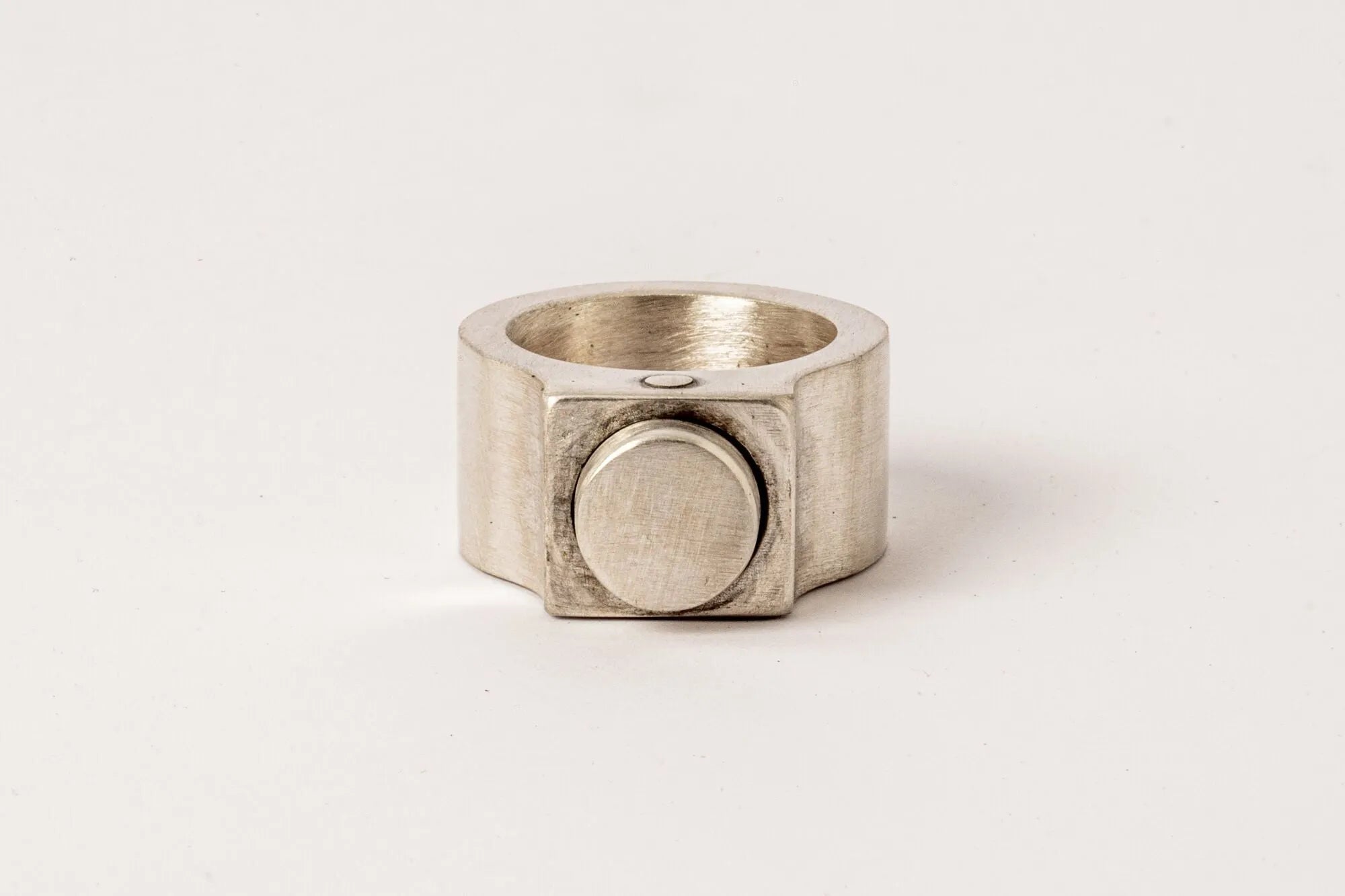 SAHARA RING - by PARTS OF FOUR