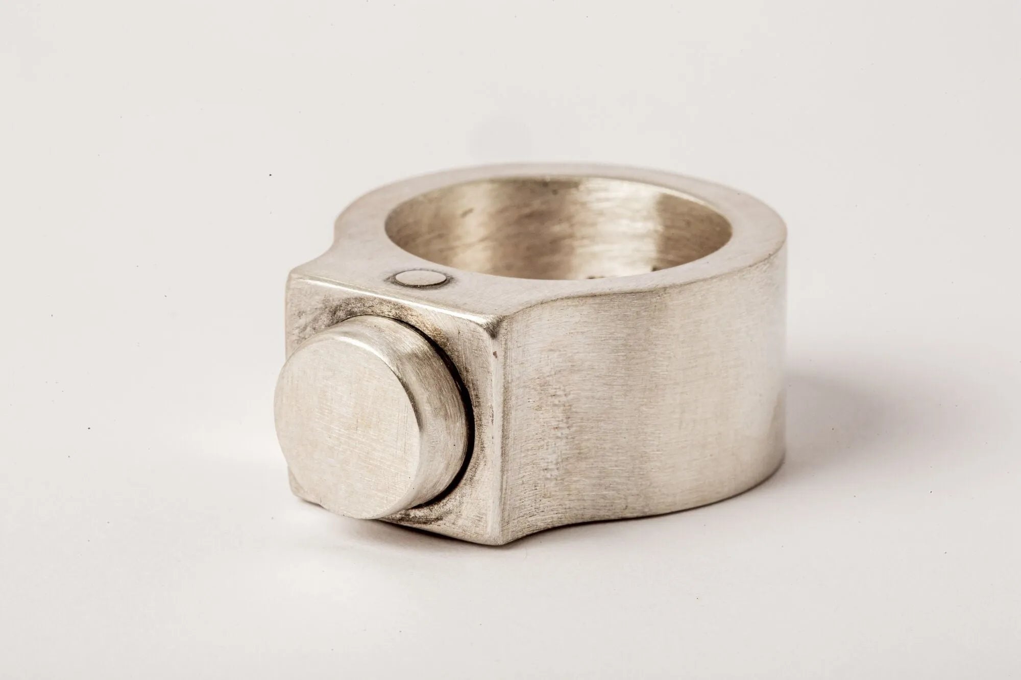 SAHARA RING - by PARTS OF FOUR