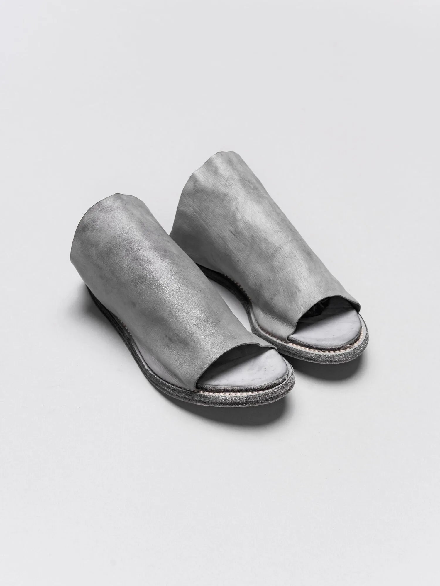 SANDALS - by GUIDI