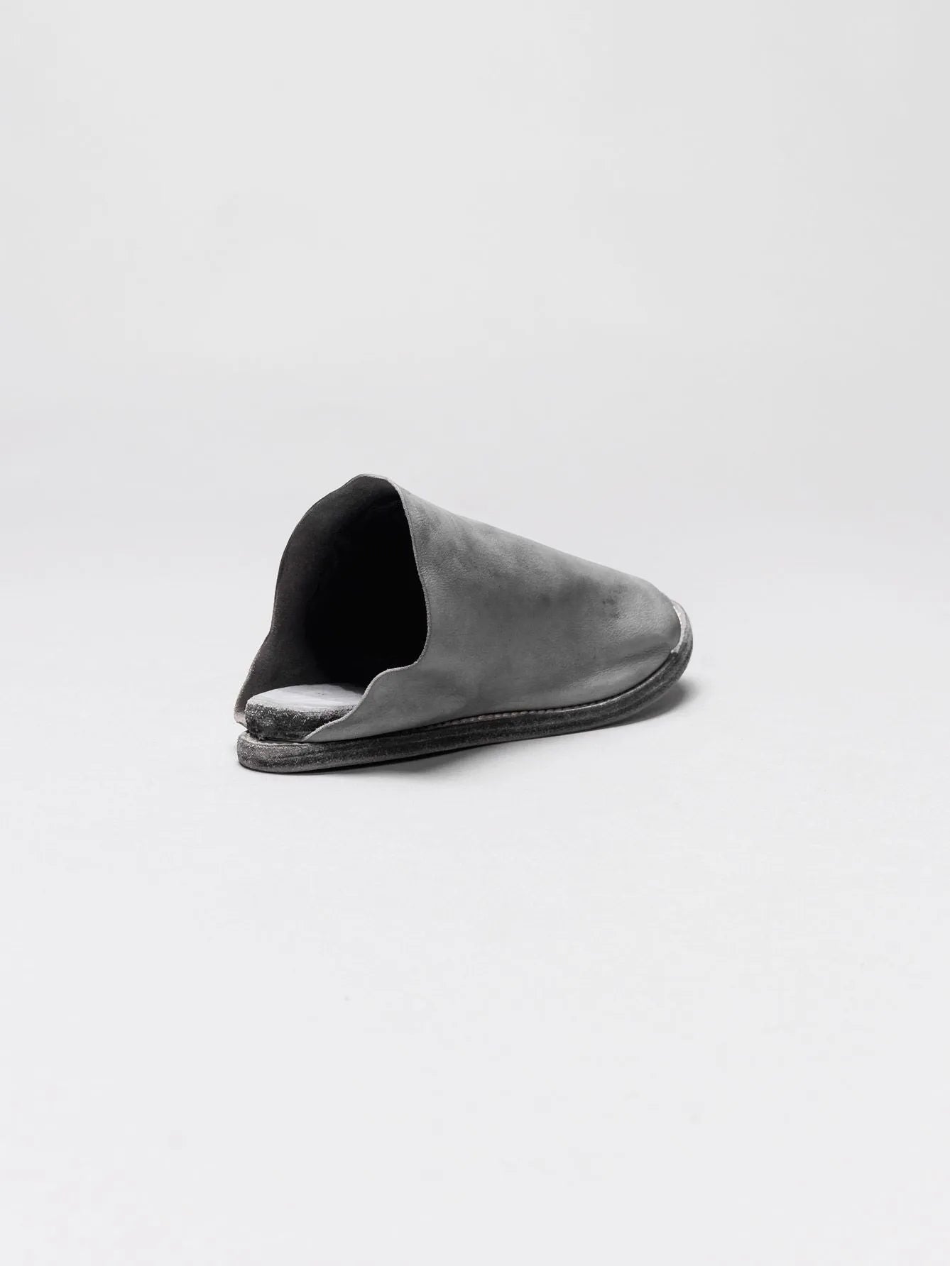 SANDALS - by GUIDI