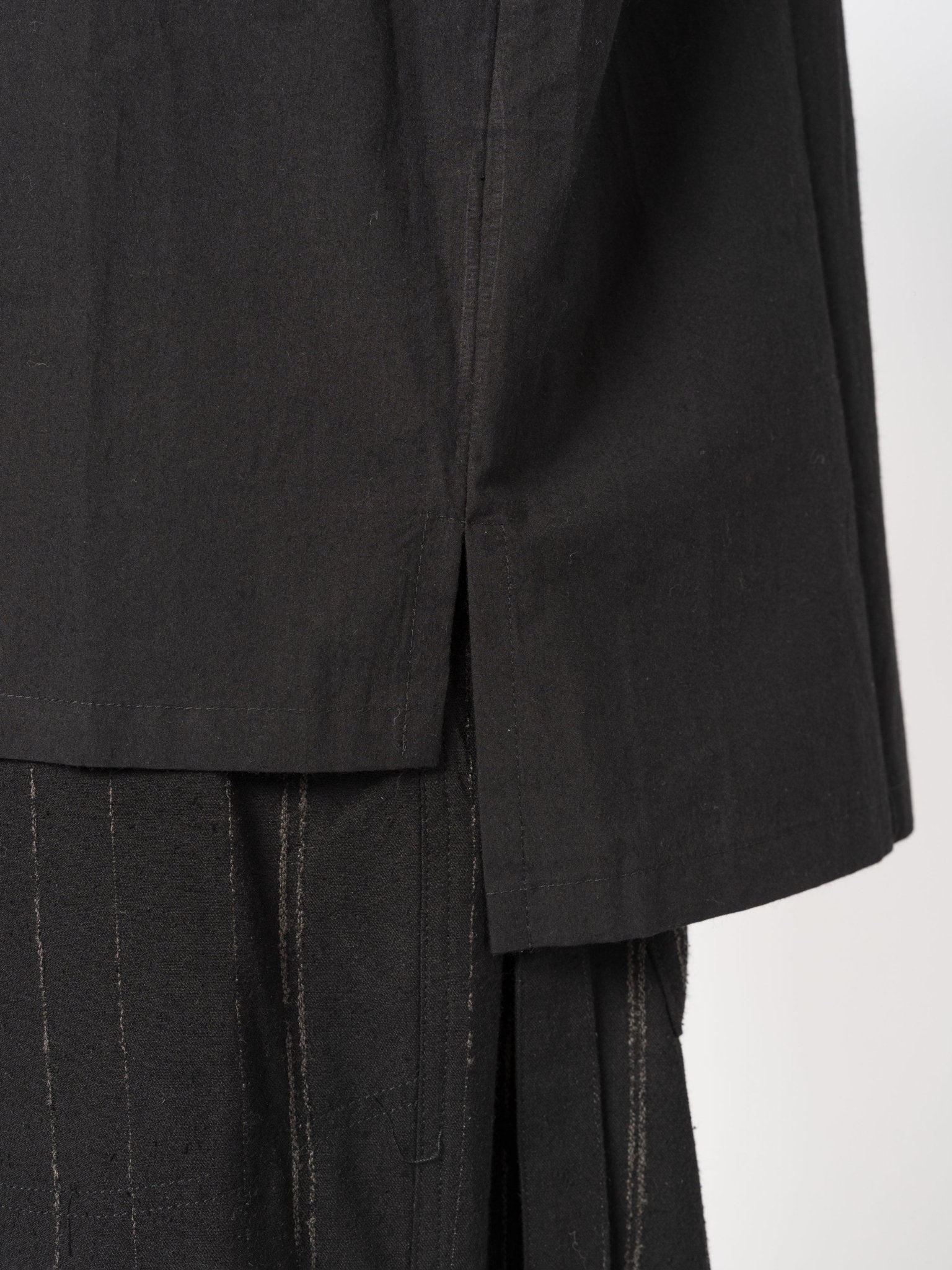 Shirt with Stand Collar - by D.HYGEN