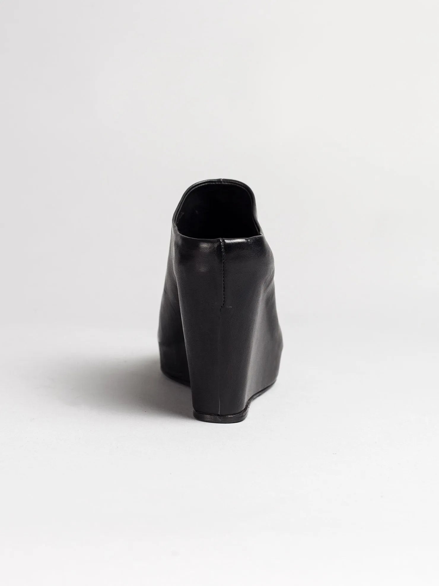 SHOES - by ISAAC SELLAM