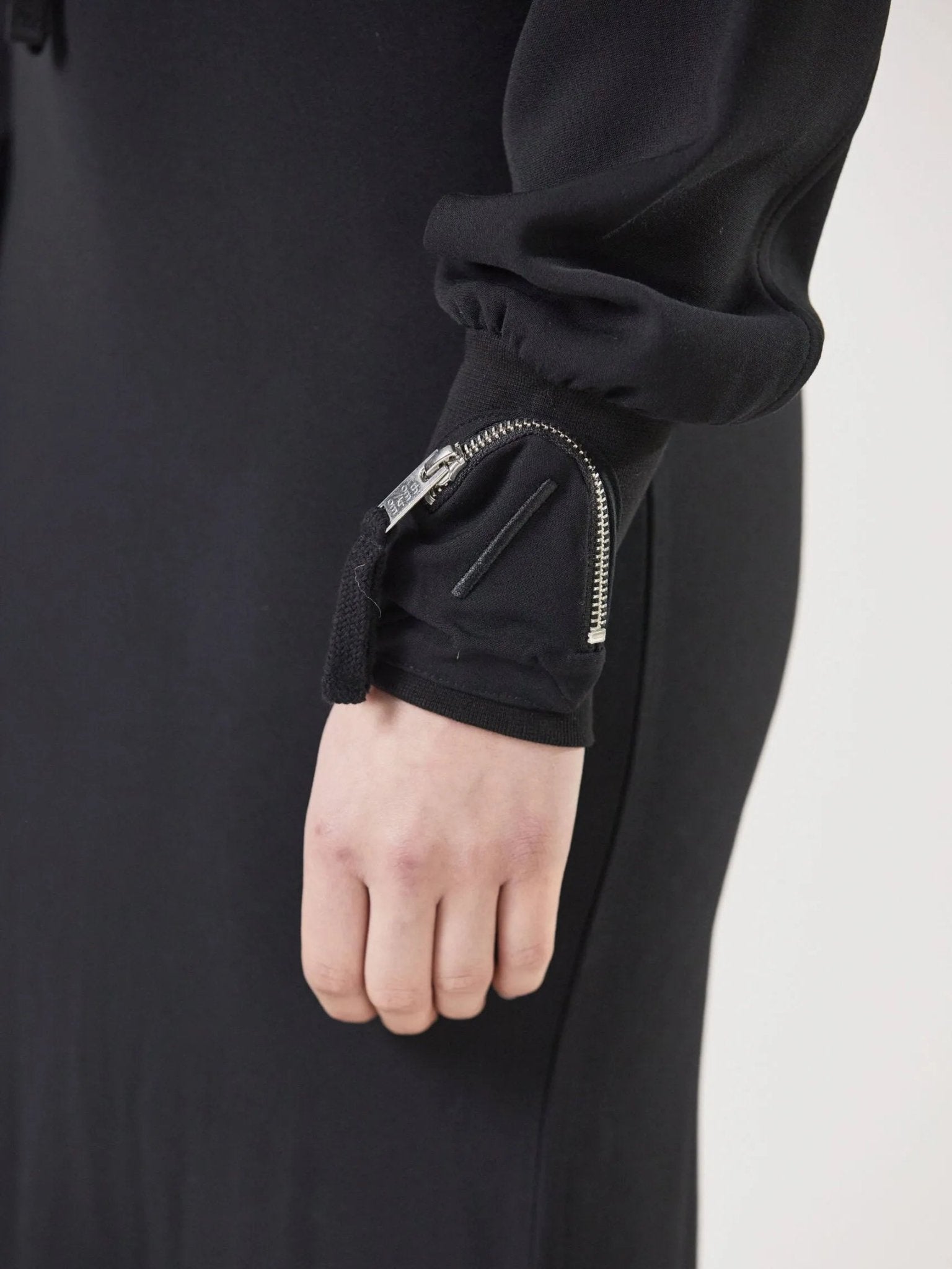 Short bomber jacket - by THOM KROM