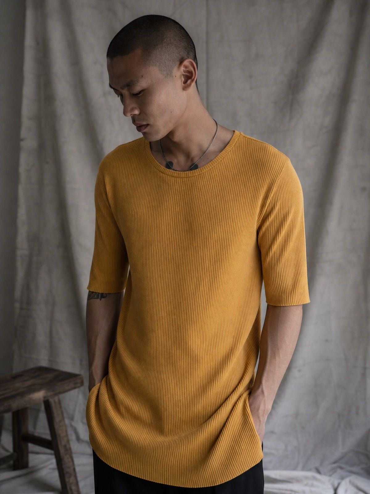 SHORT SLEEVES - by AITO