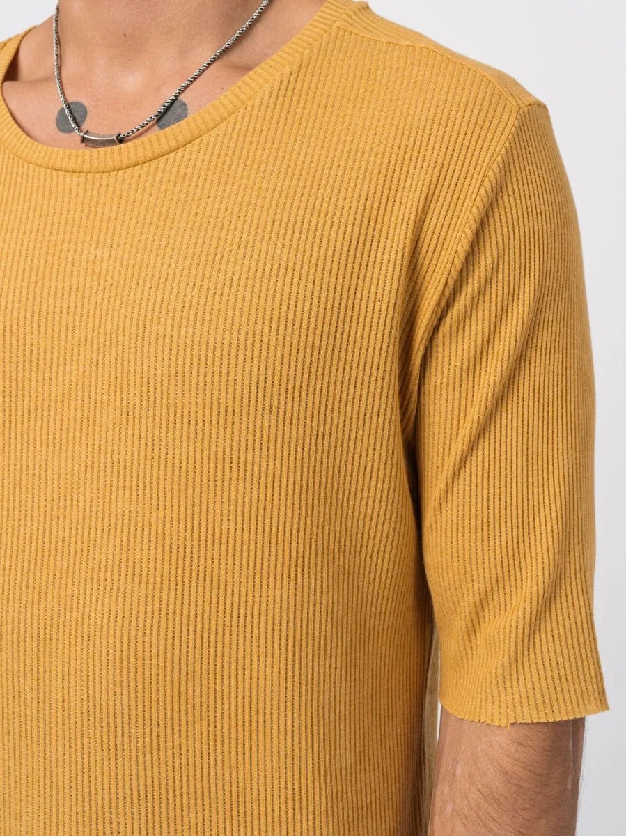 SHORT SLEEVES - by AITO