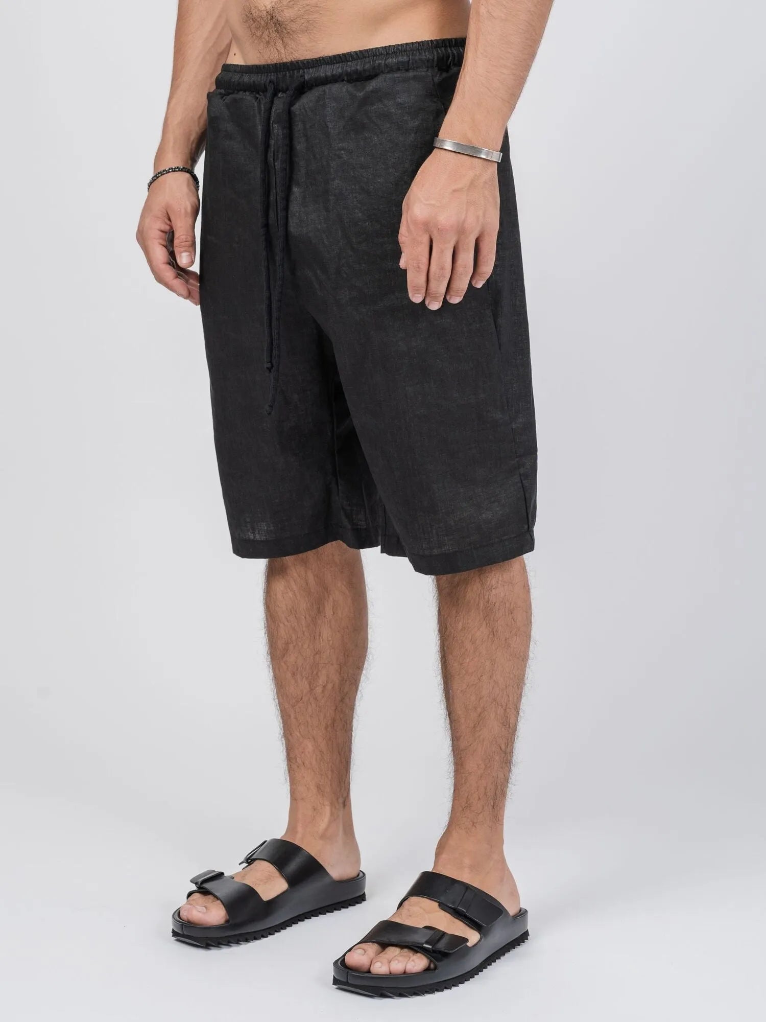 SHORTS - by DAUB