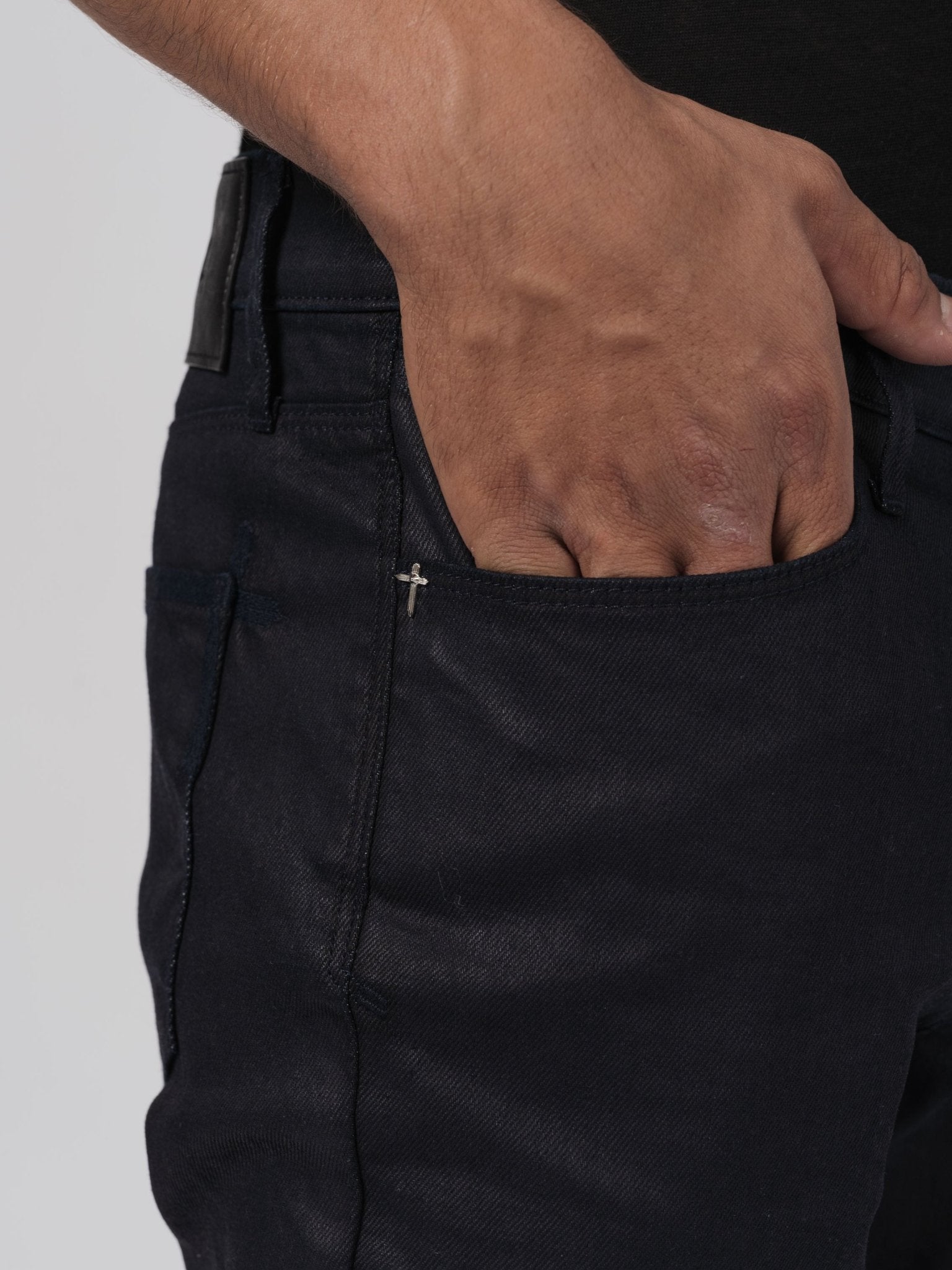 Skinny Jeans with White Embroidery - by RTA