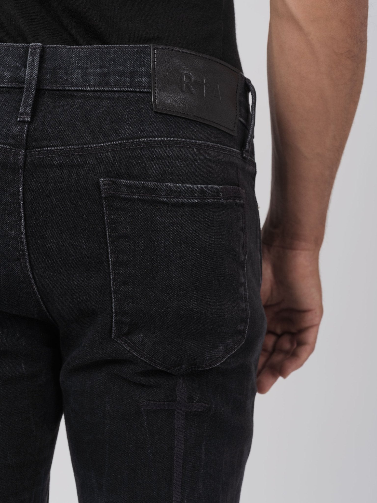 Skinny Stretch Jeans – Charcoal Sinners - by RTA