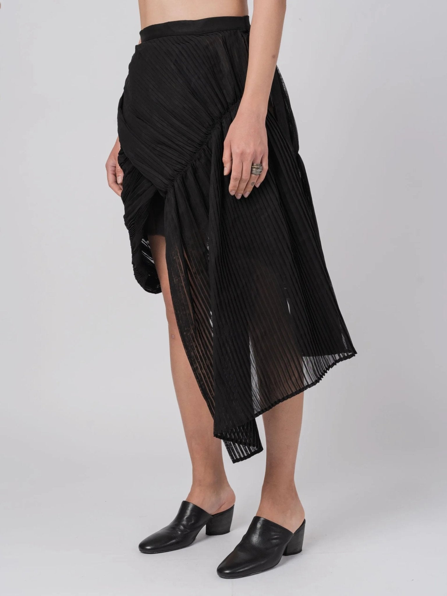 SKIRT - by YOHJI YAMAMOTO