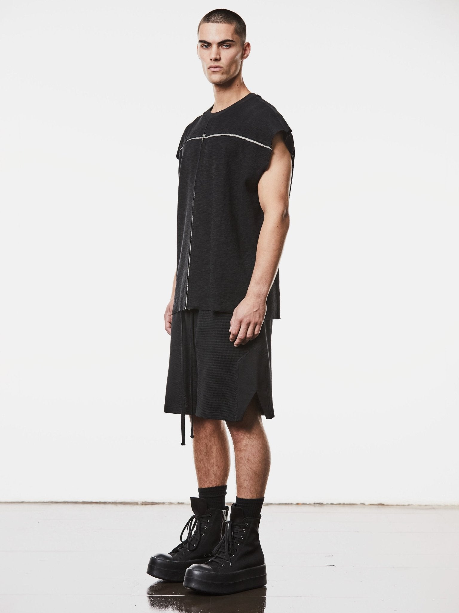 Sleeveless Shirt with Broad Shoulders - by THOM KROM