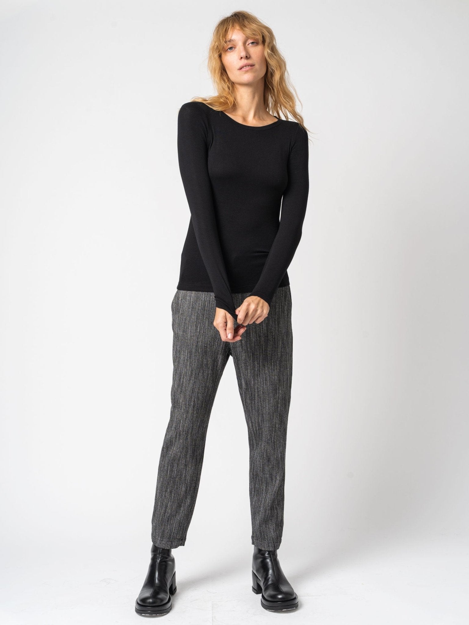 Slim Fit T-Shirt in Stretch Modal Jersey - by TRANSIT