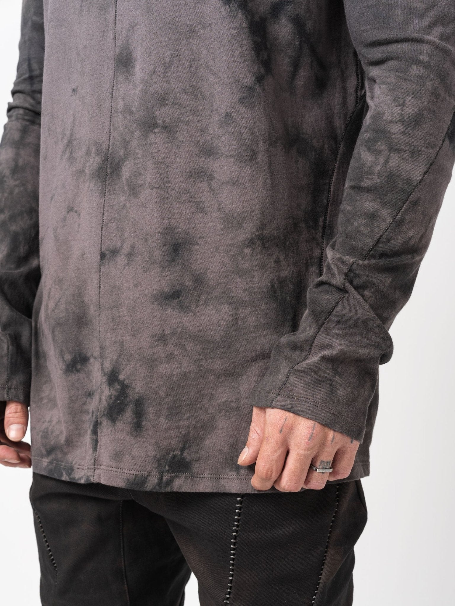 Soft Cotton Jersey Long Sleeve T-Shirt - by D.HYGEN