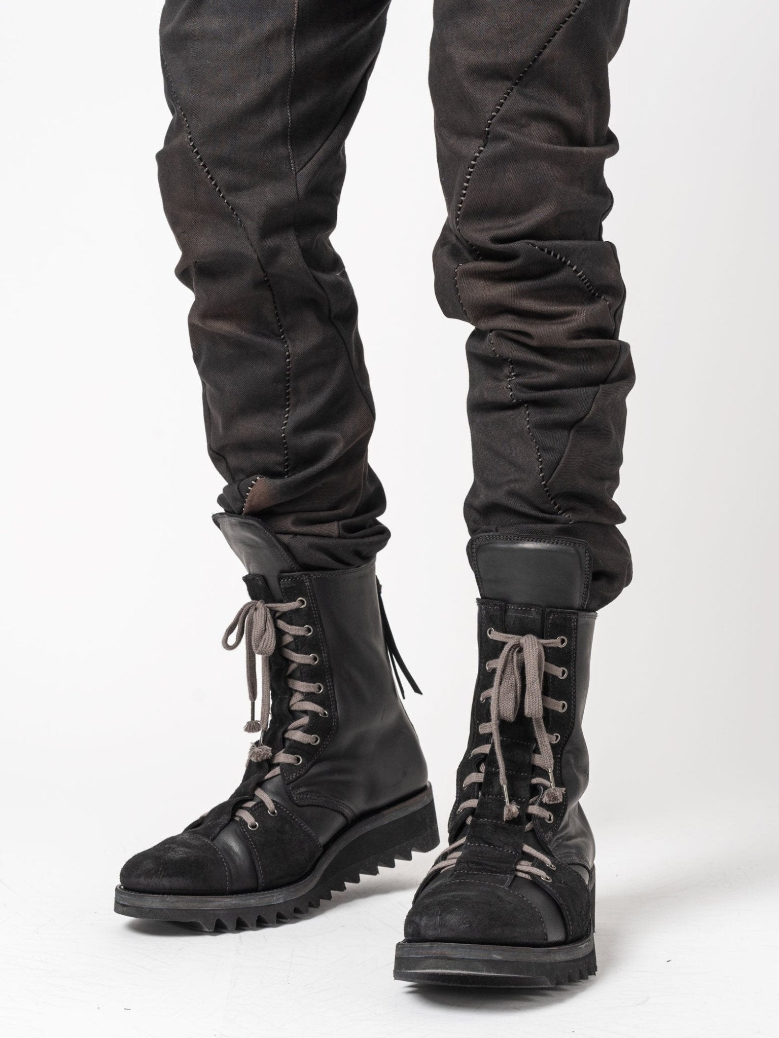 Stretch Twist Denim - by D.HYGEN