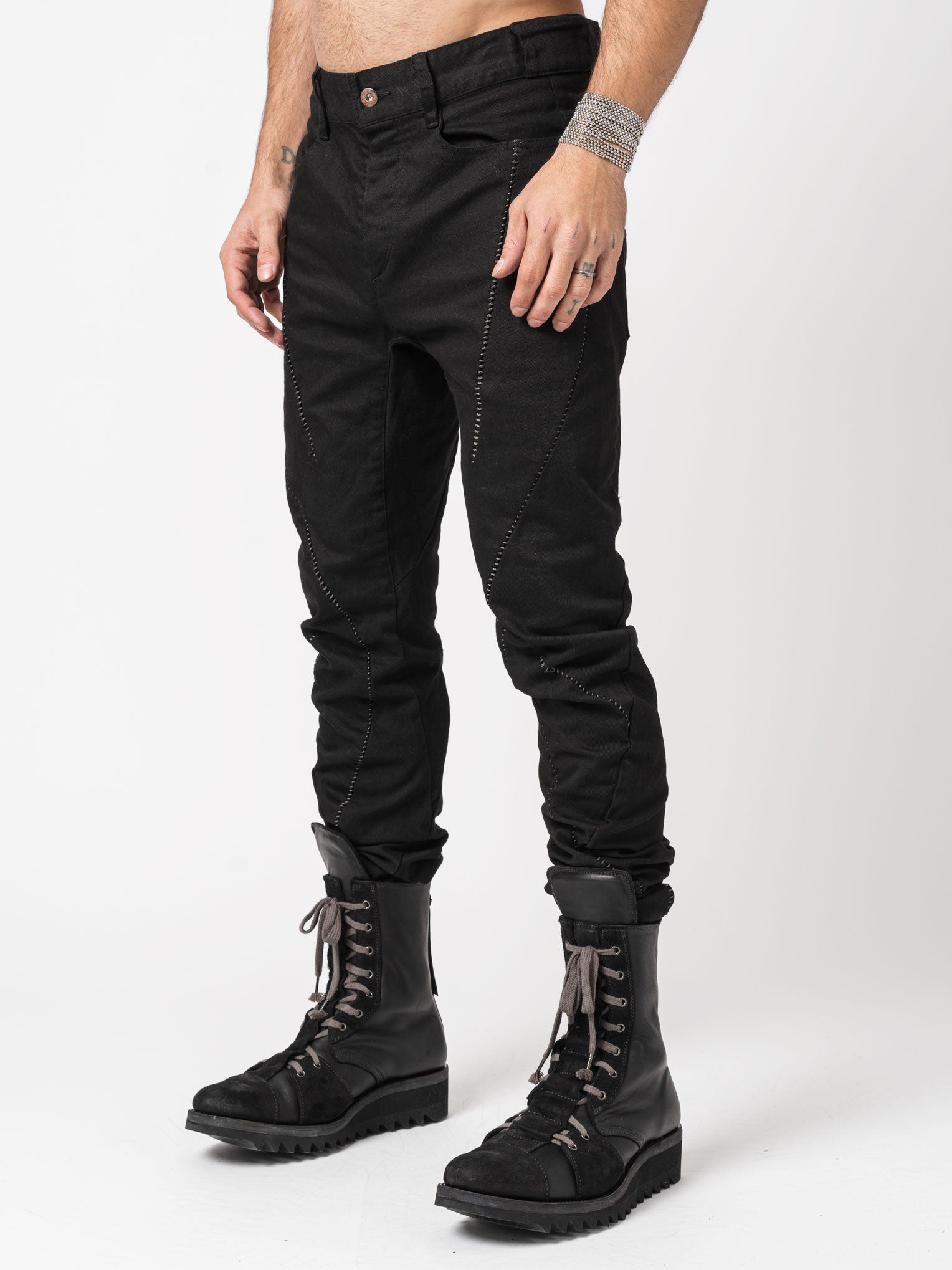 Stretch Twist Denim - by D.HYGEN