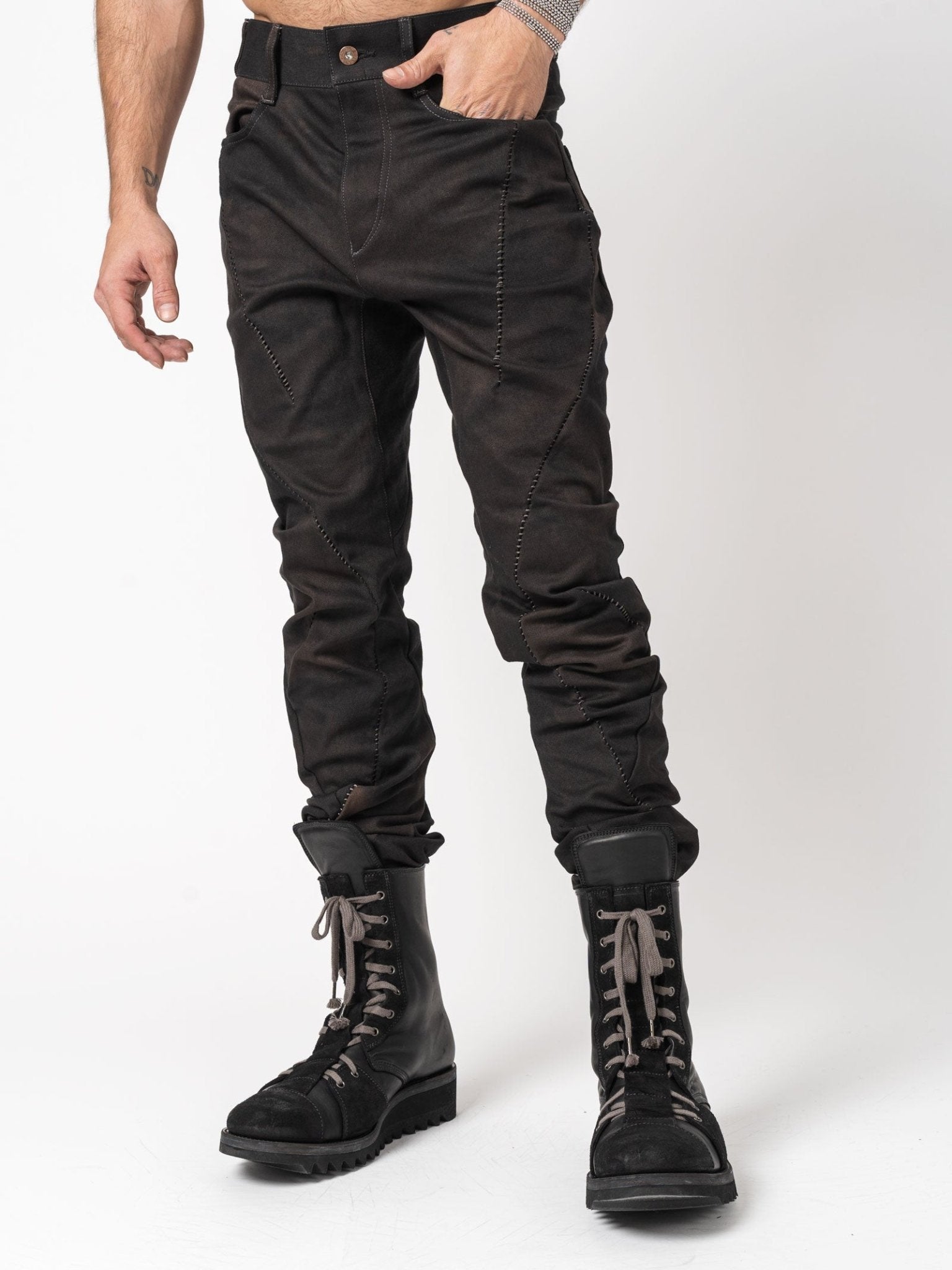 Stretch Twist Denim - by D.HYGEN