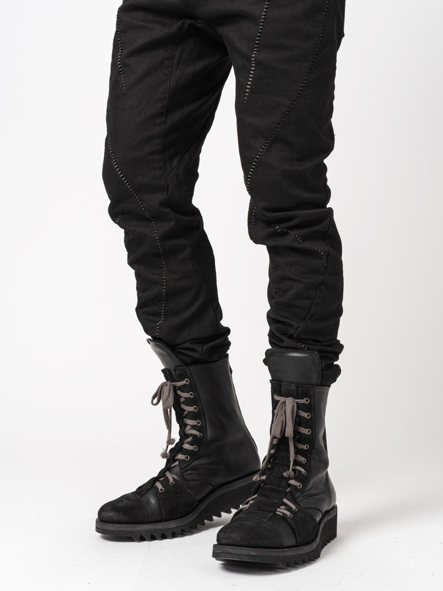 Stretch Twist Denim - by D.HYGEN