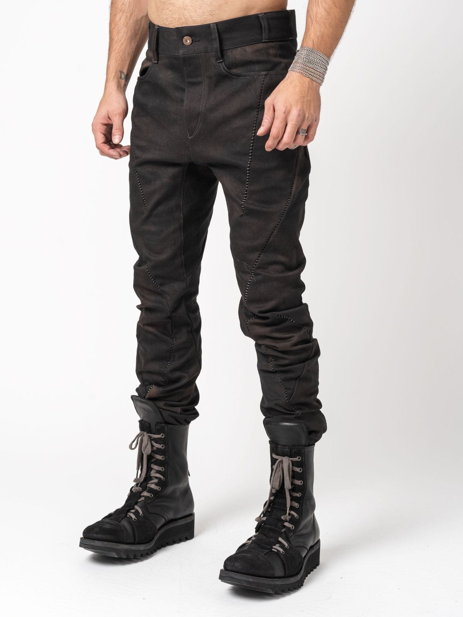 Stretch Twist Denim - by D.HYGEN