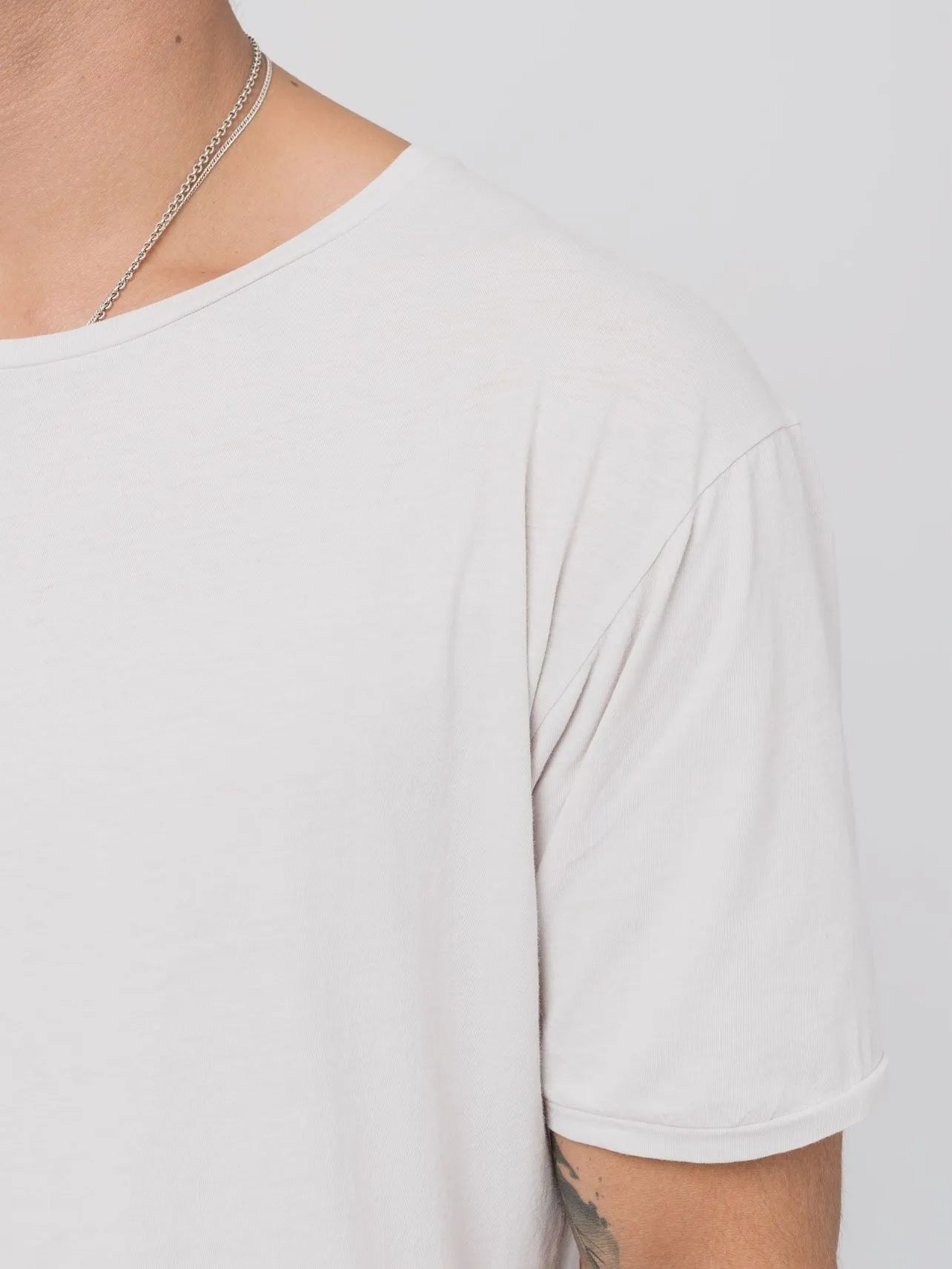 T - SHIRT - by AITO