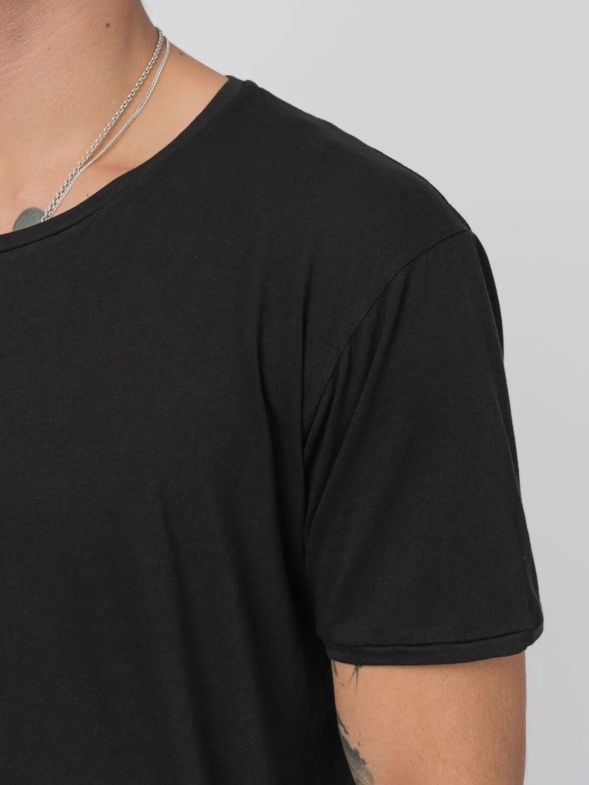T - SHIRT - by AITO