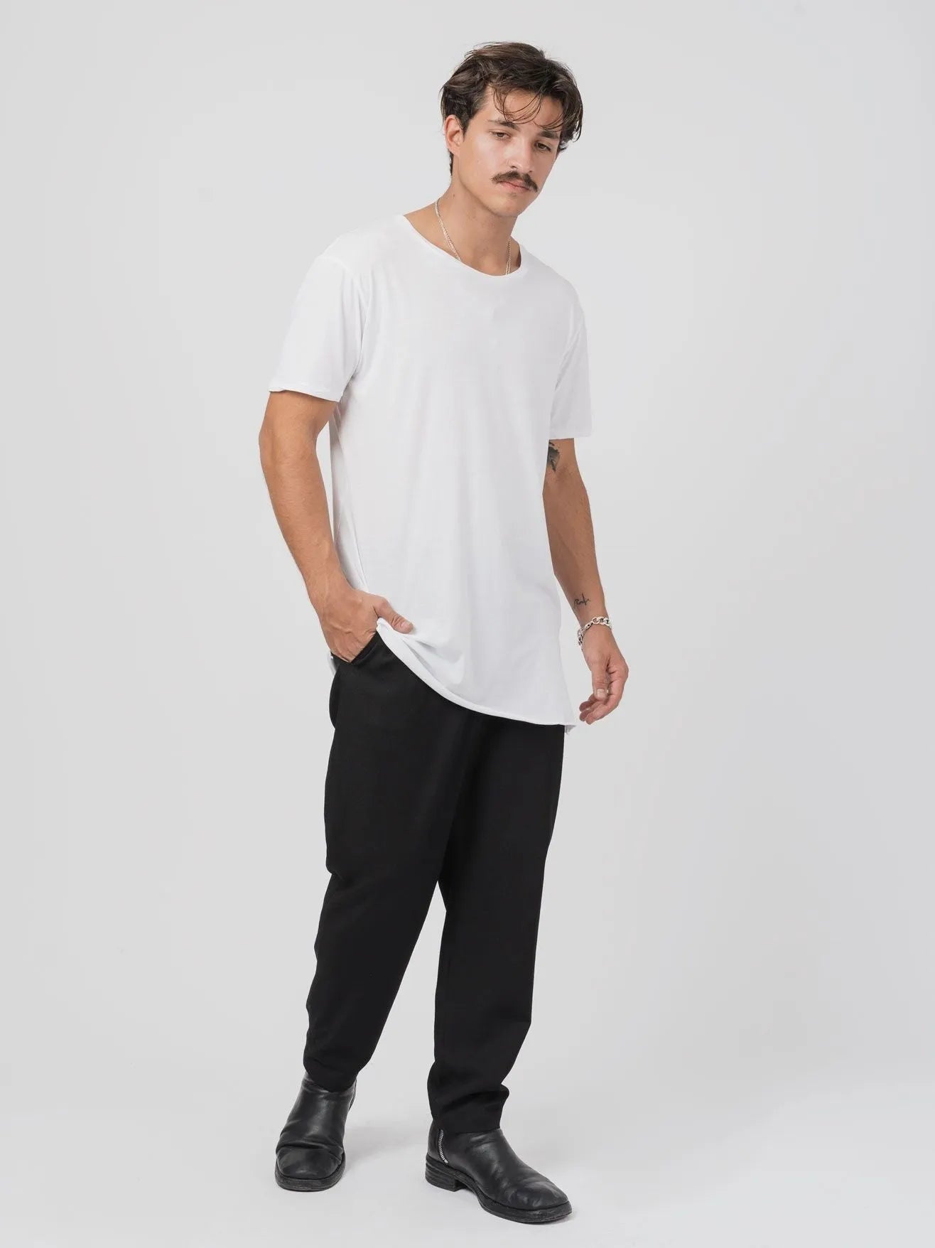 T - SHIRT - by AITO