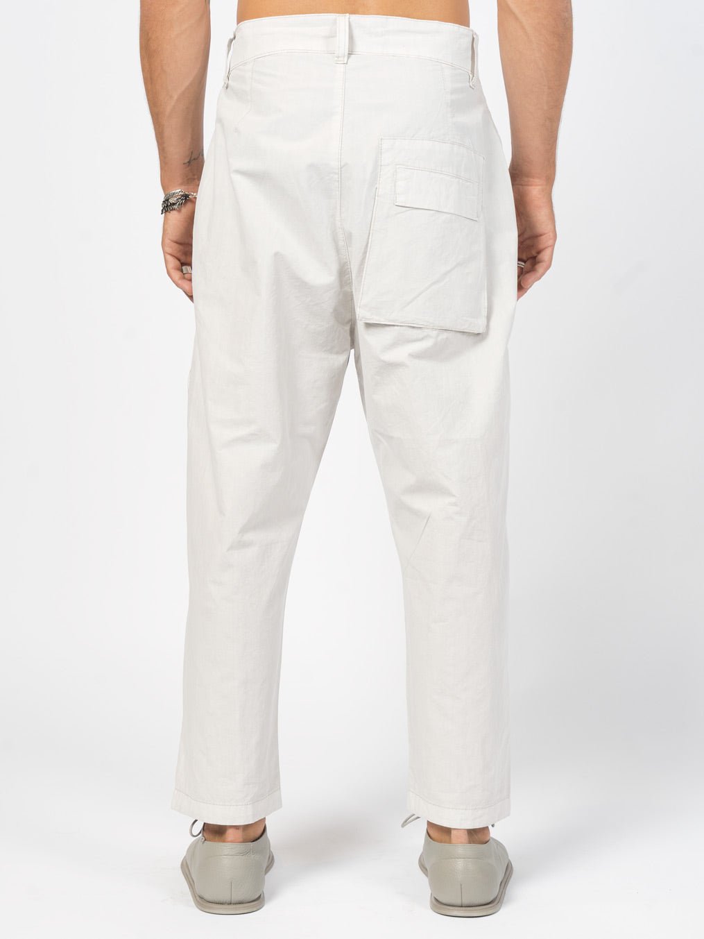 Tapered Pants - by AITO