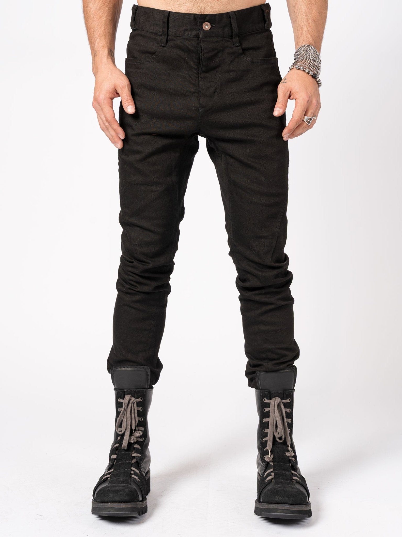 Tapered Stretch Denim - by D.HYGEN