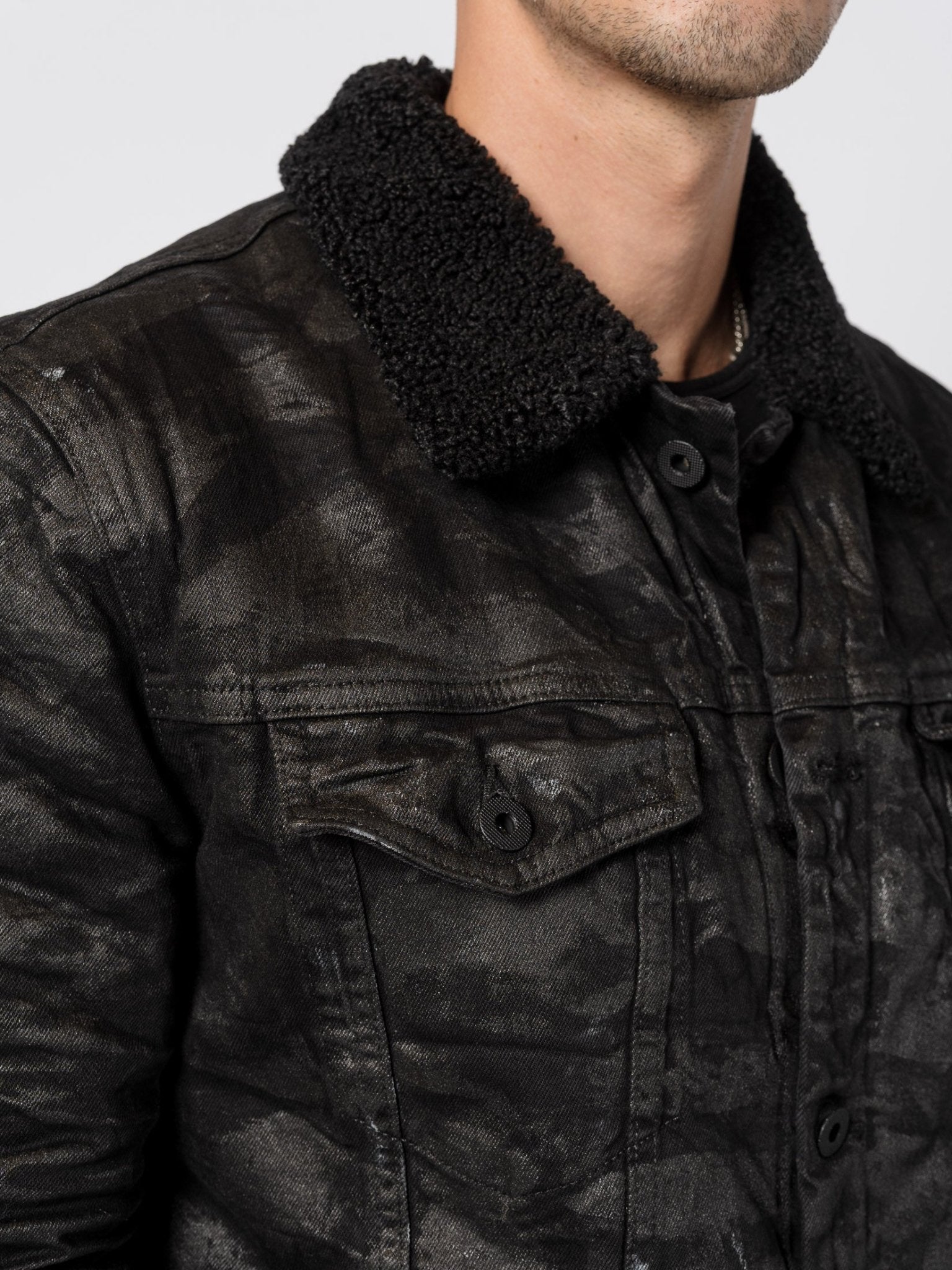 Textured Denim Jacket with Shearling Collar - by MD75