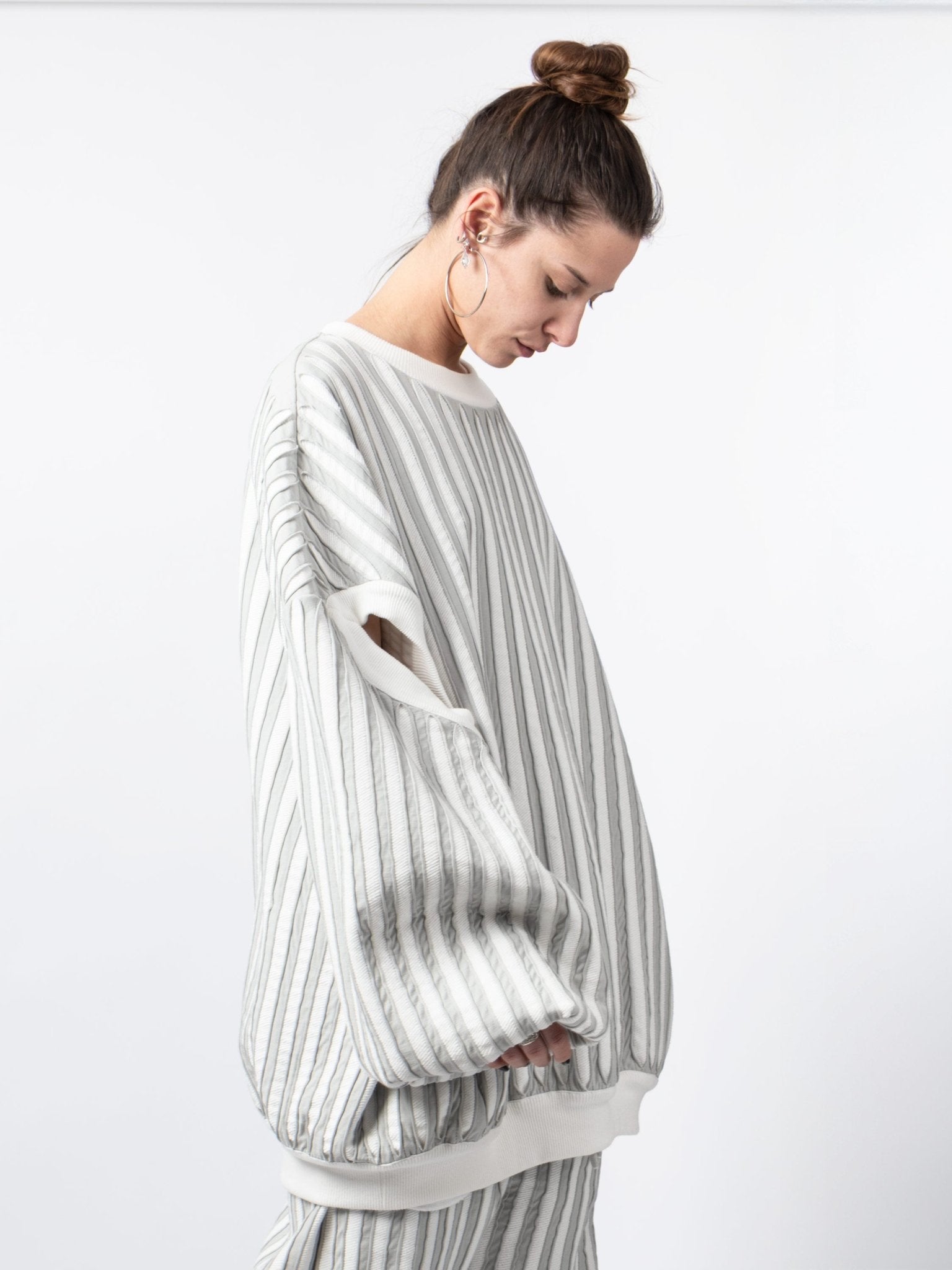 Textured Pleated Oversized Sweatshirt - by VAGUE
