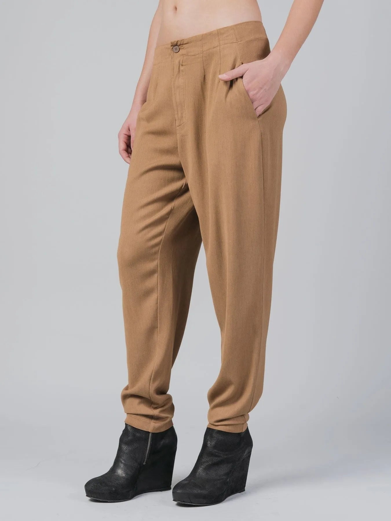 TROUSERS - by TRANSIT