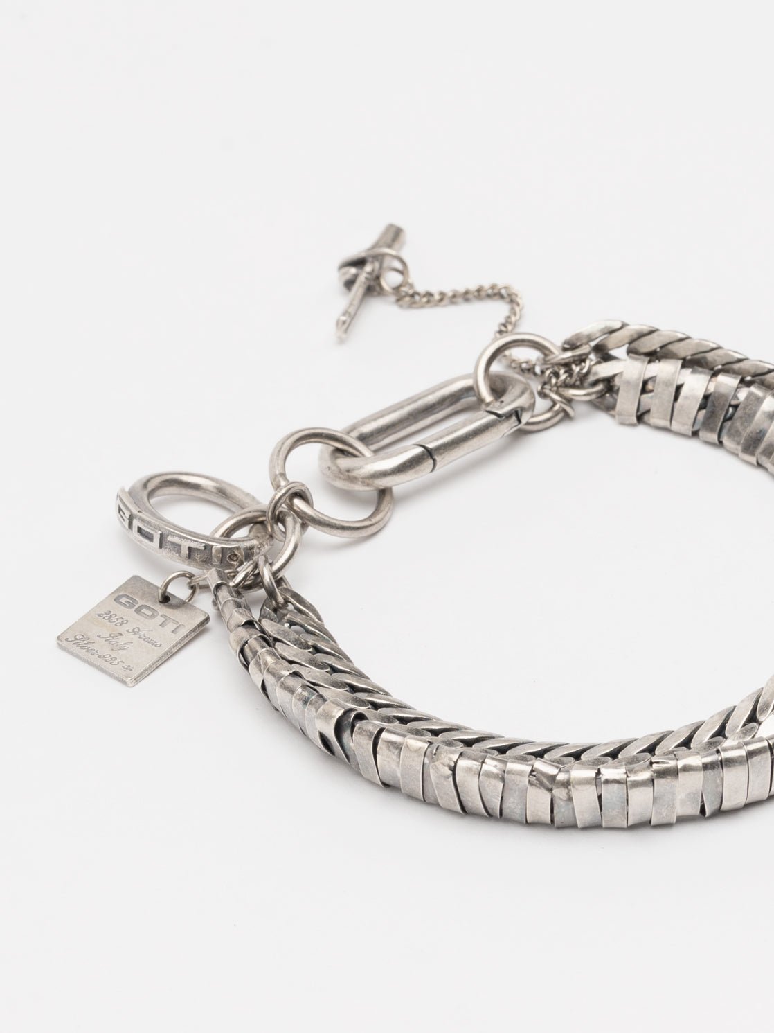 Twisted Silver Link Bracelet - by GOTI