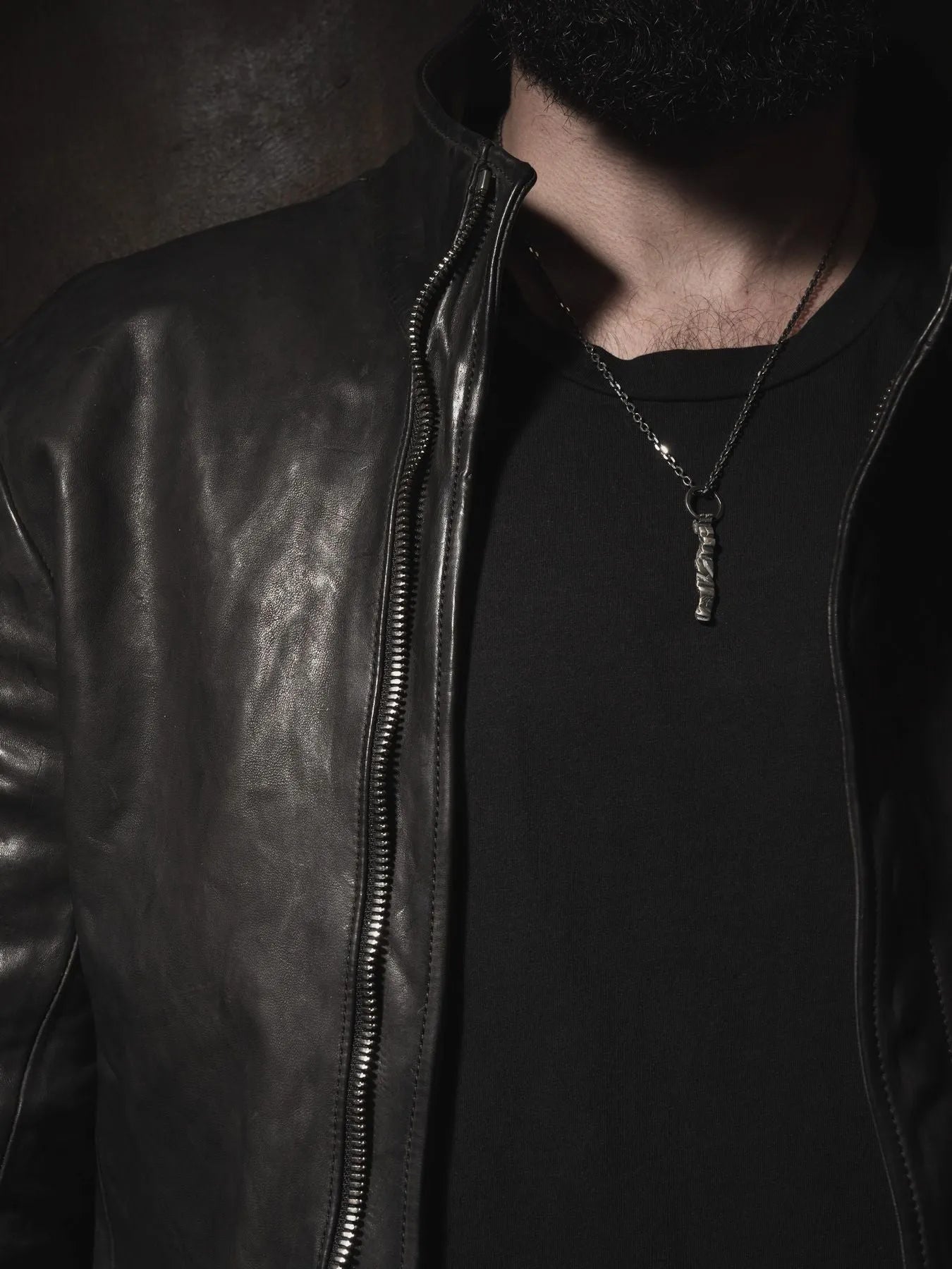 Vela necklace - by Valar