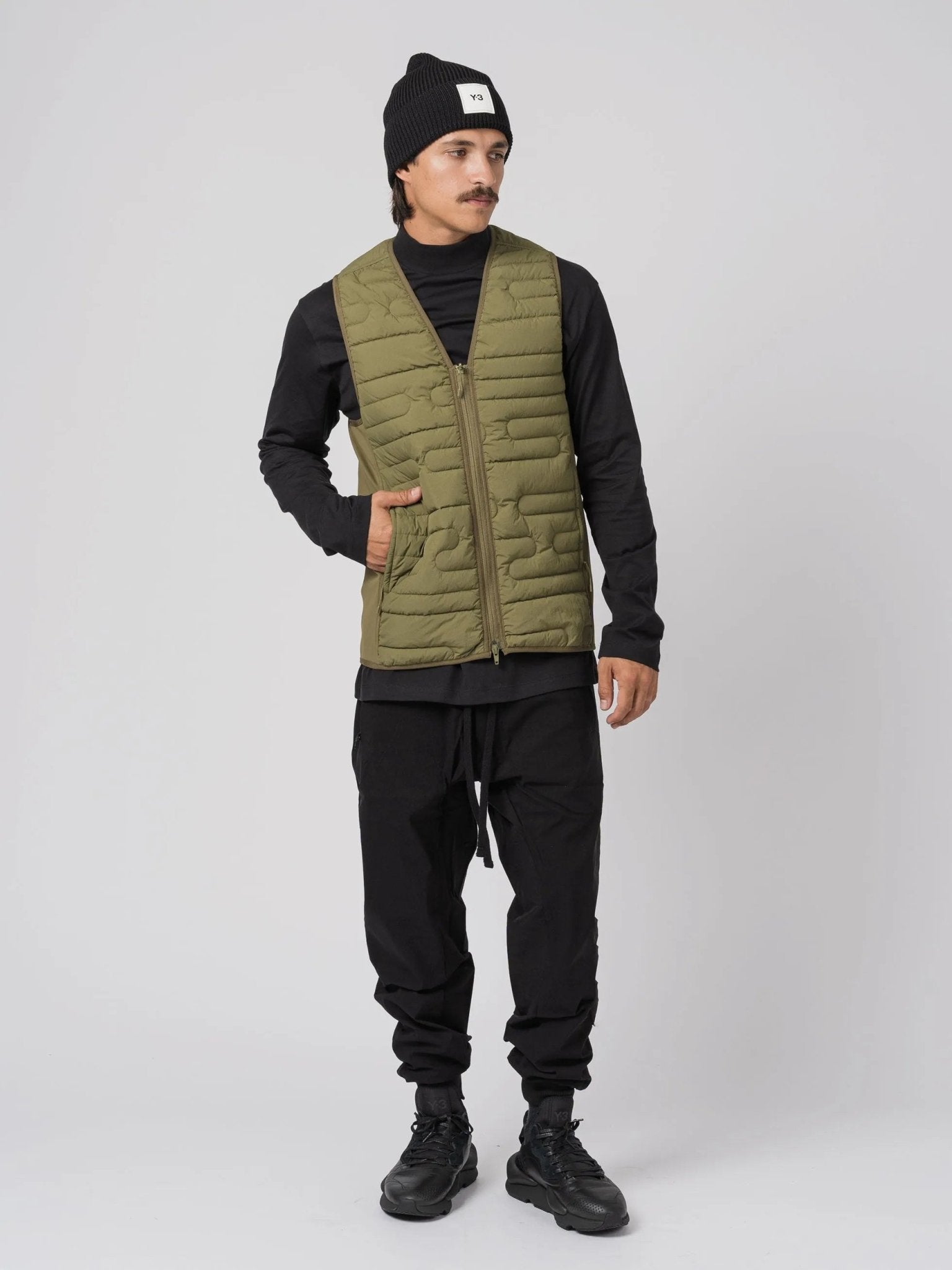 VEST - by Y - 3
