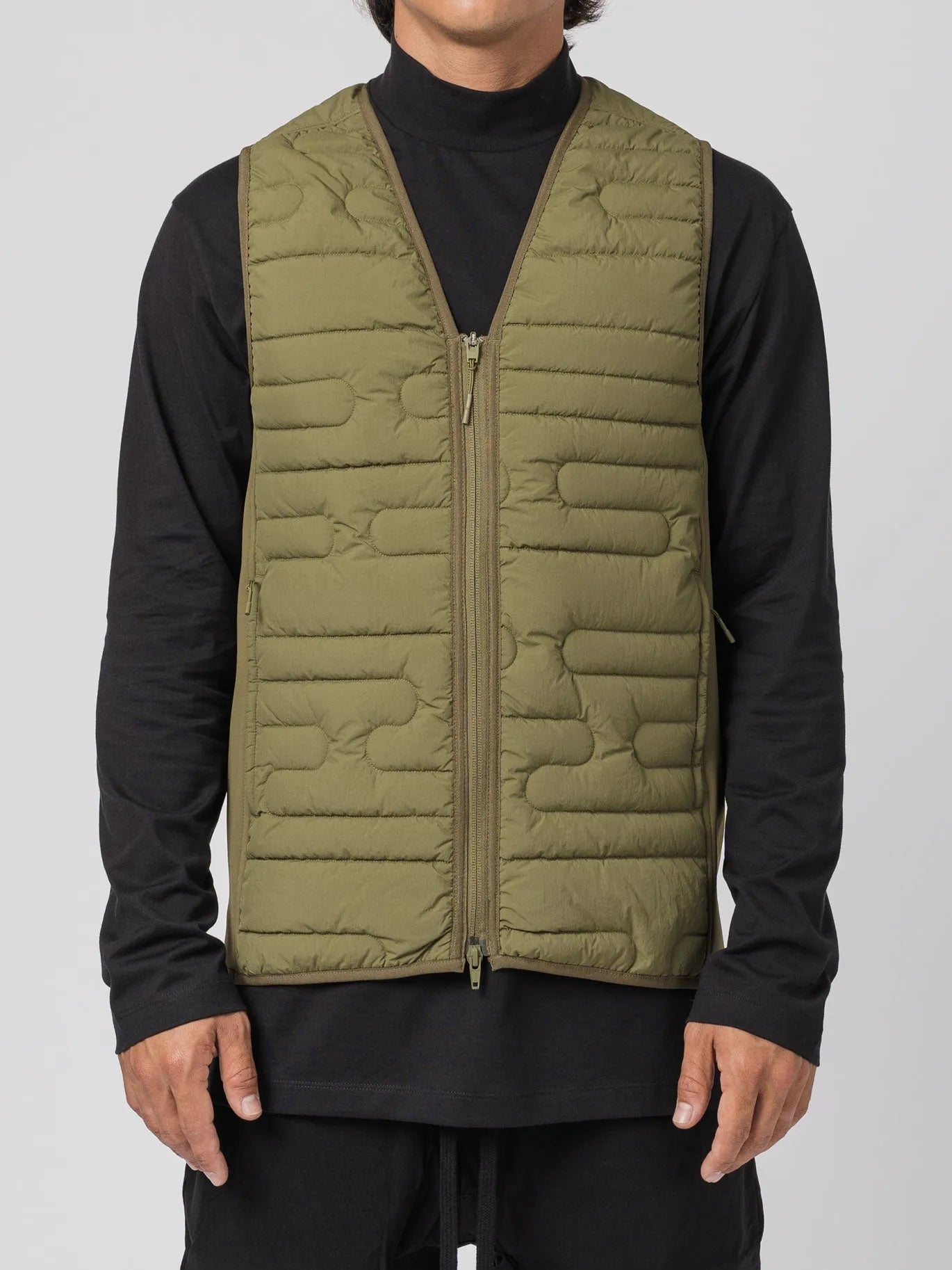 VEST - by Y - 3