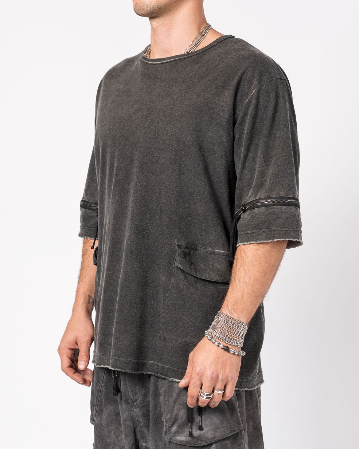 Washed Cotton T-Shirt with Zipper Detail - by D.HYGEN