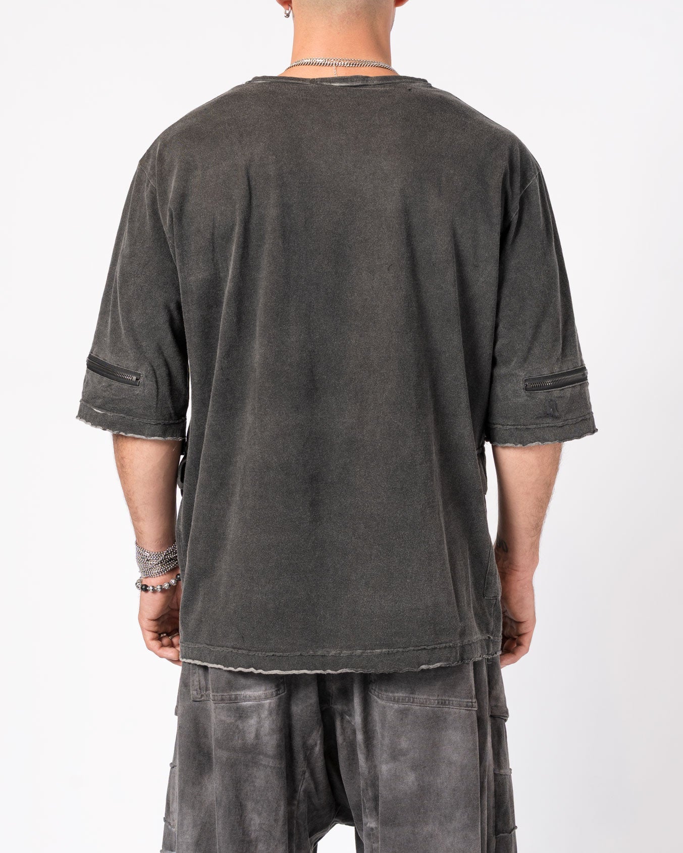 Washed Cotton T-Shirt with Zipper Detail - by D.HYGEN