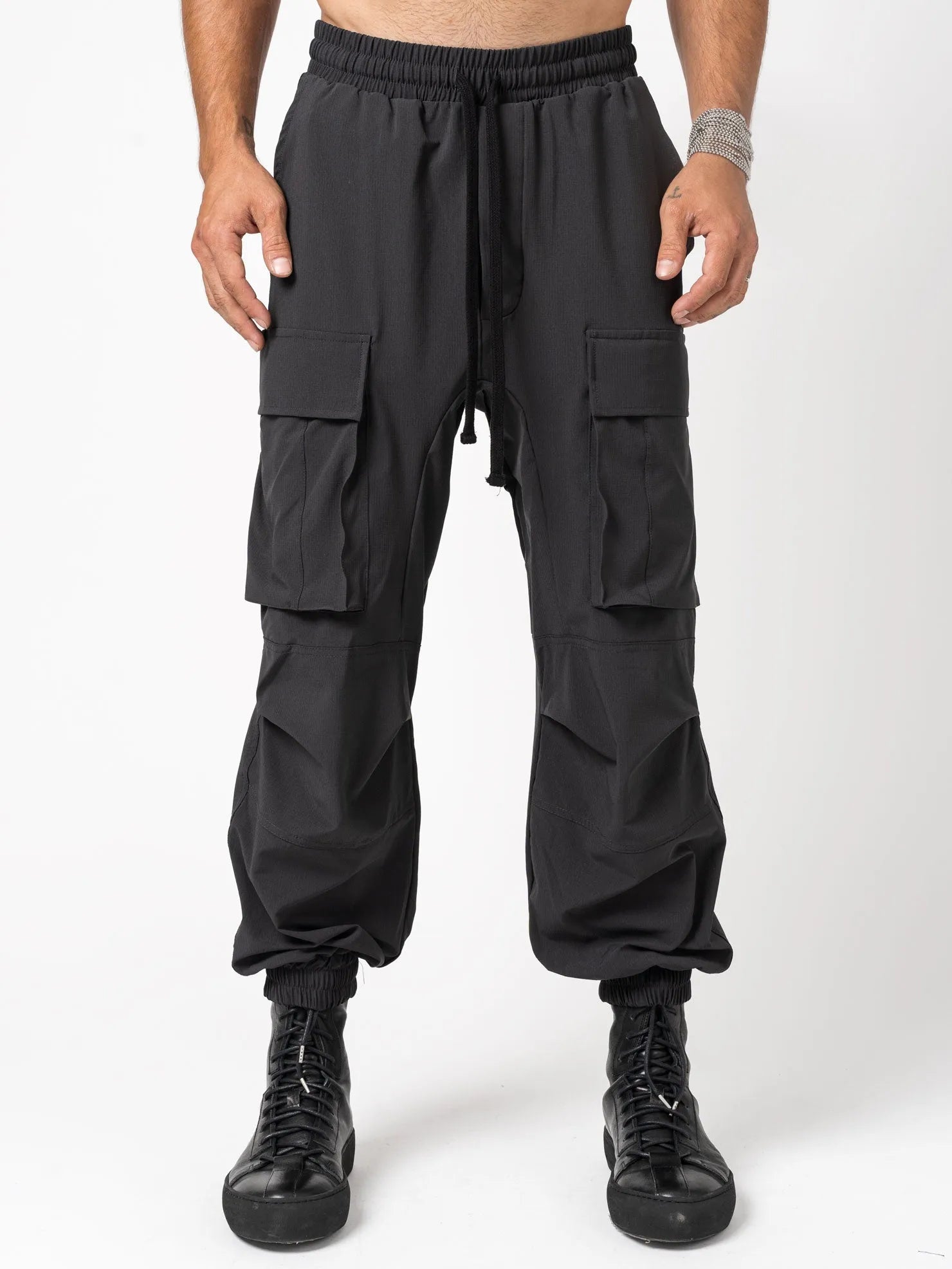 Wide fit cargo trousers - by THOM KROM