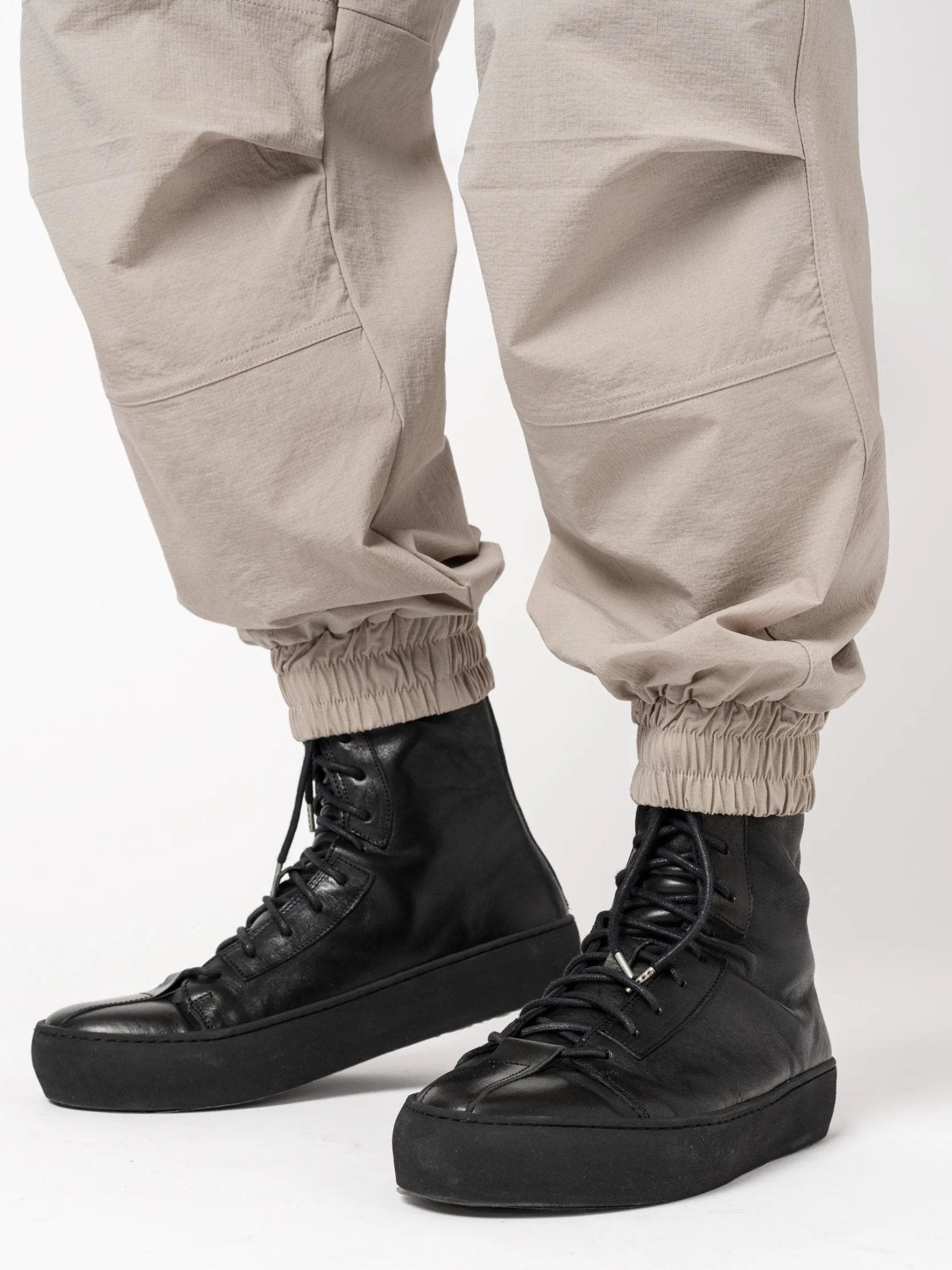 Wide fit cargo trousers - by THOM KROM
