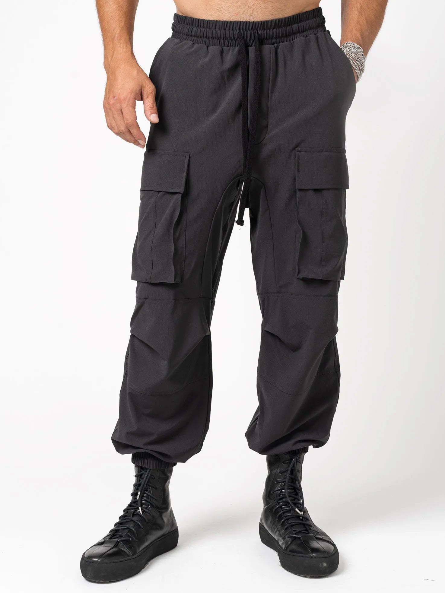 Wide fit cargo trousers - by THOM KROM