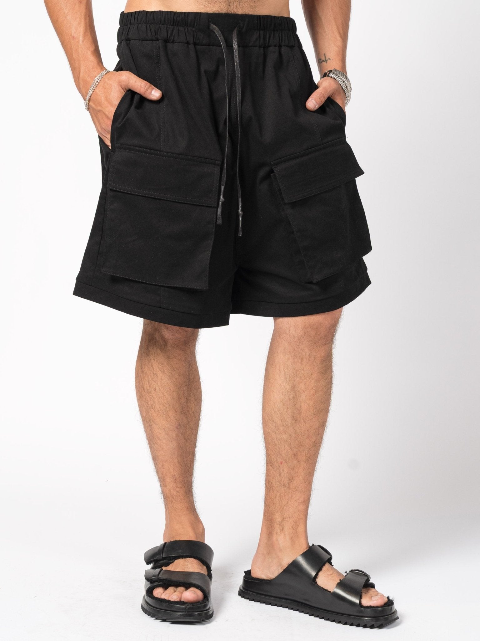Wide - Leg Cargo Shorts - by 139DEC