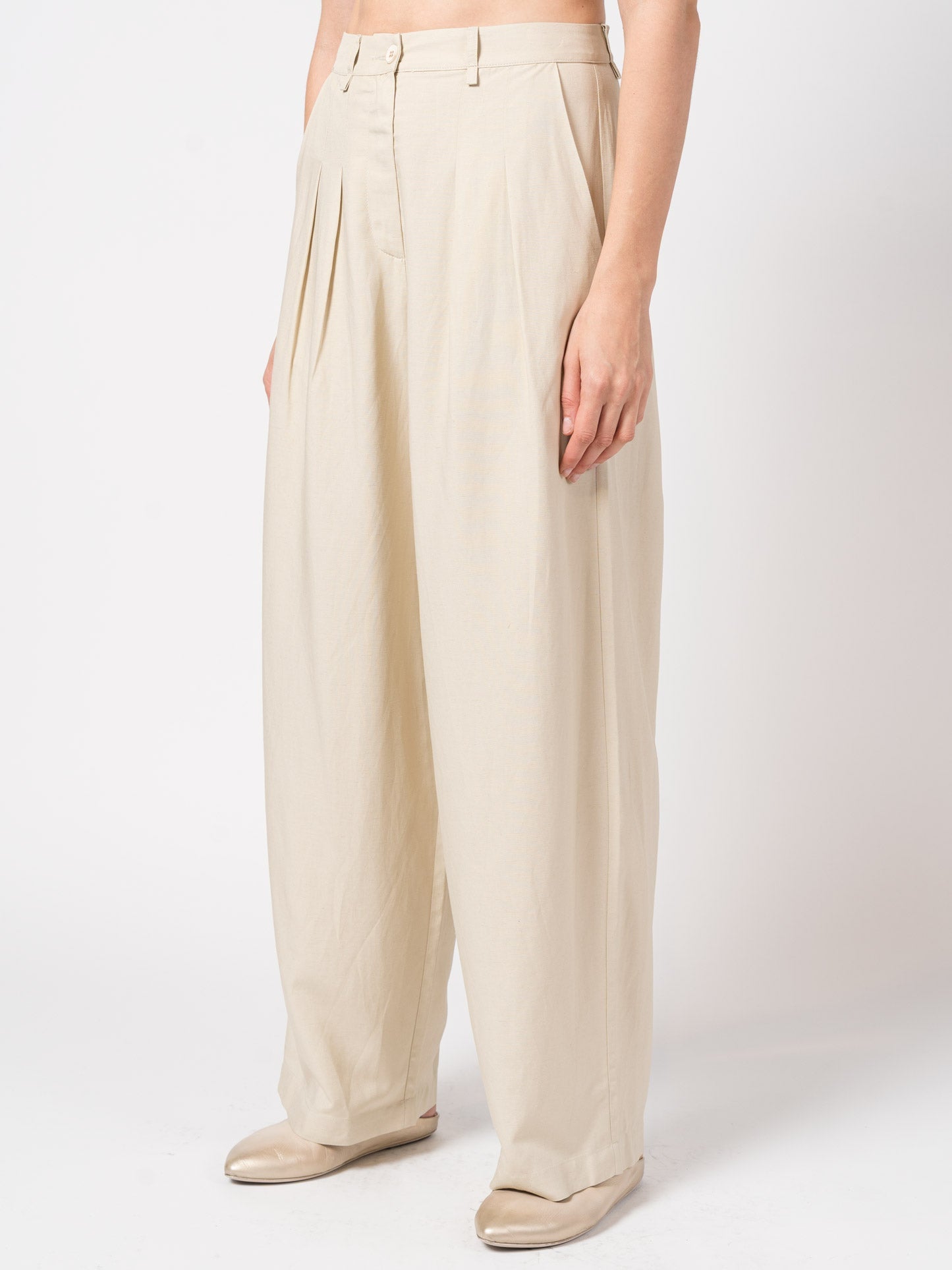 Wide - Leg Pleated Trousers - by NOSTRA SANTISSIMA