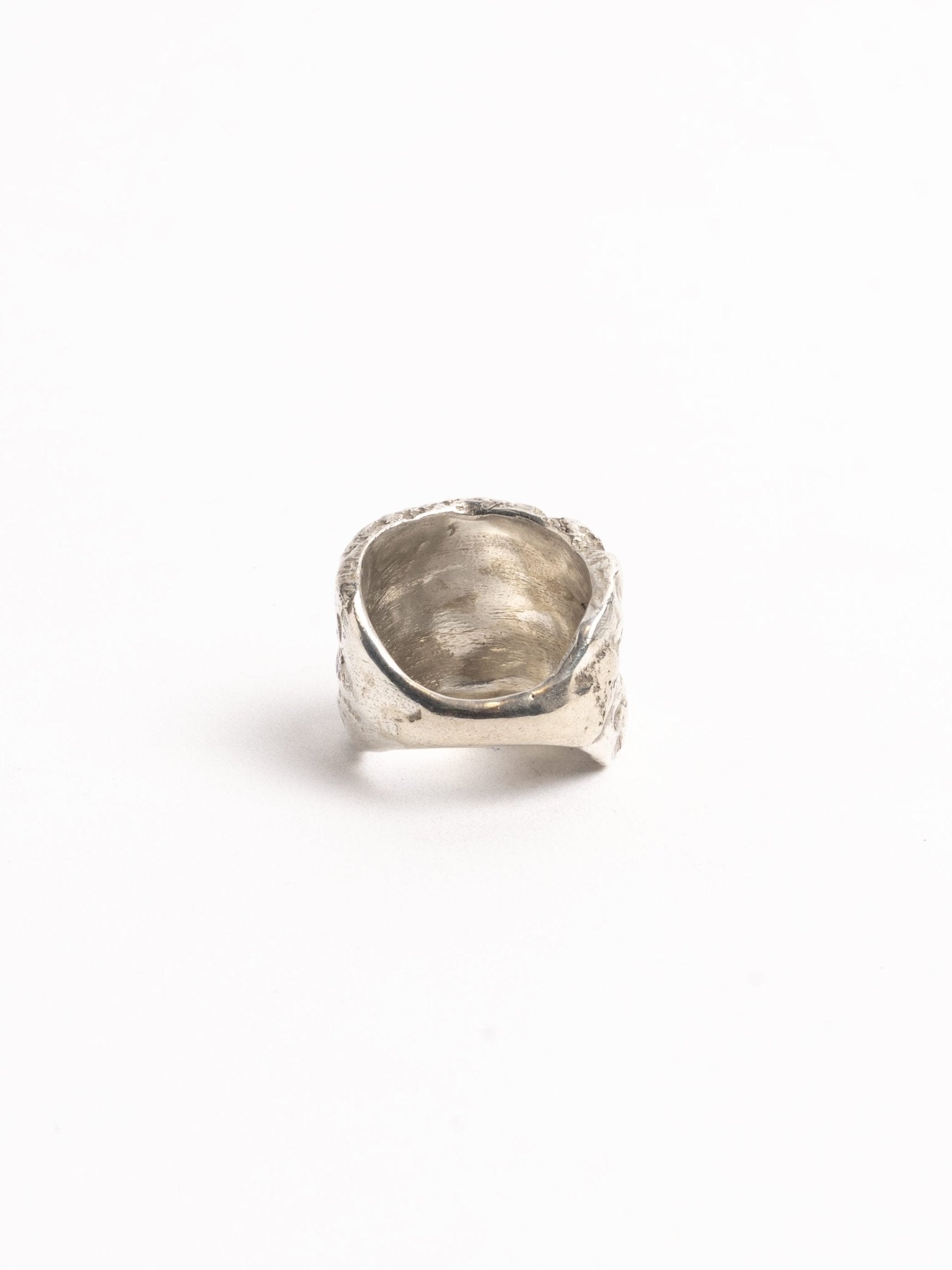 MAYA NOACH Wide Texture Ring, top ring interior view