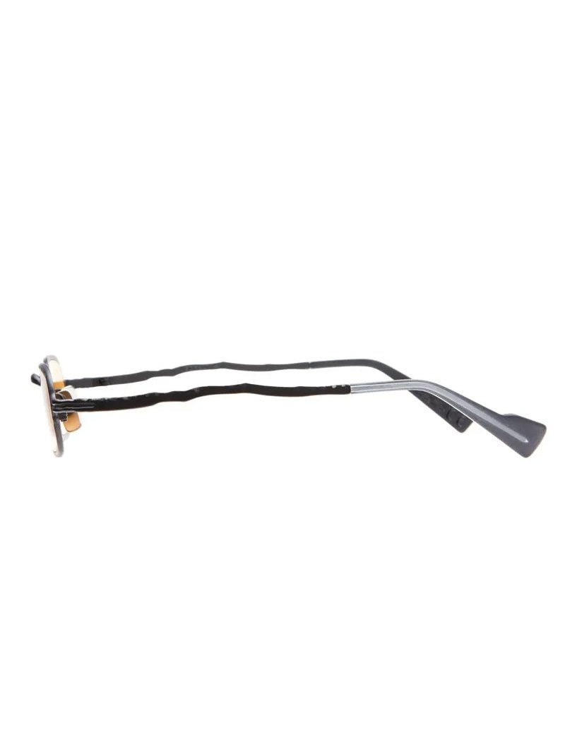 KUBORAUM Z18 Black Matt sunglasses, side profile.