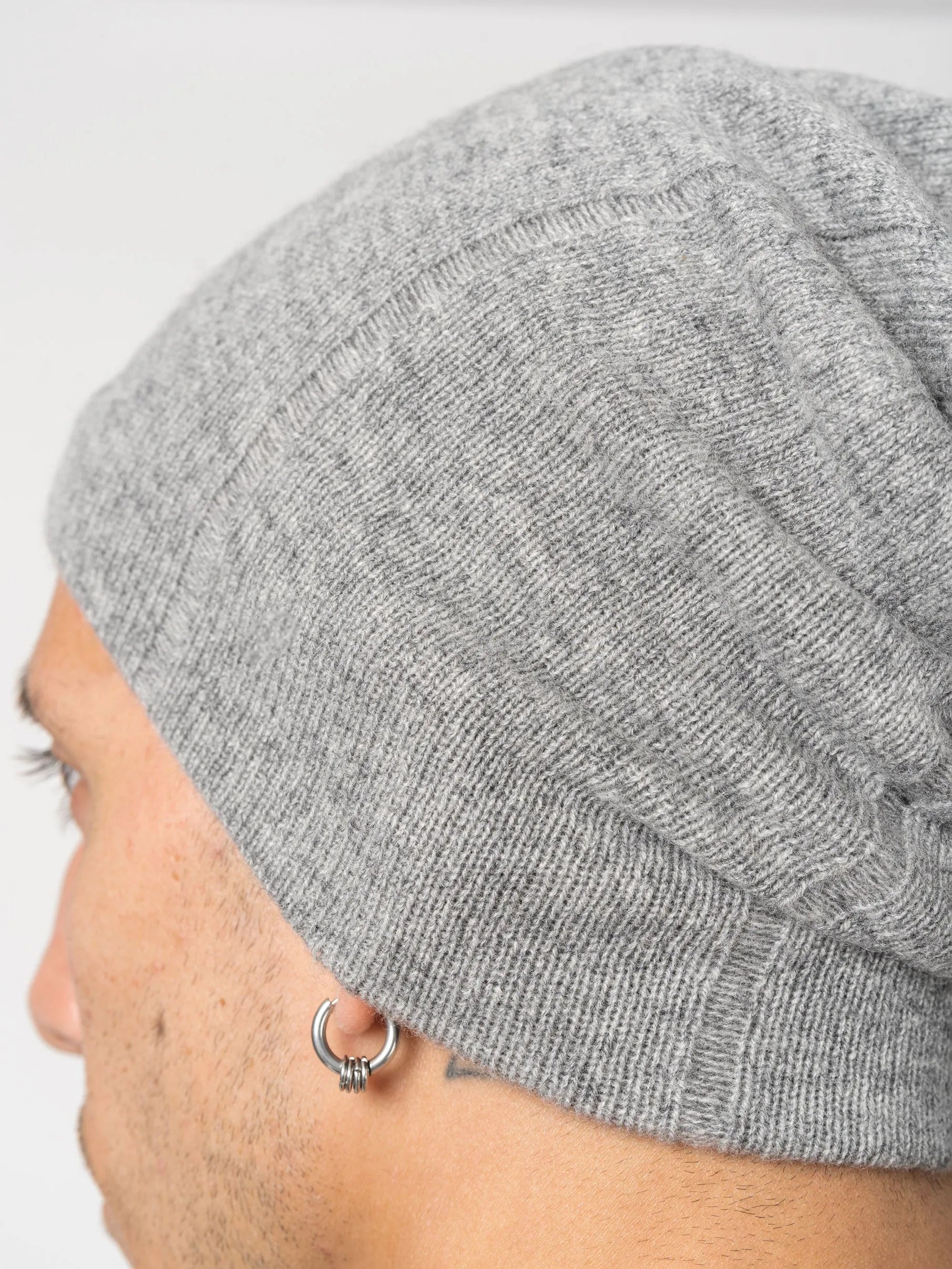 Double Reverse Cashmere Beanie