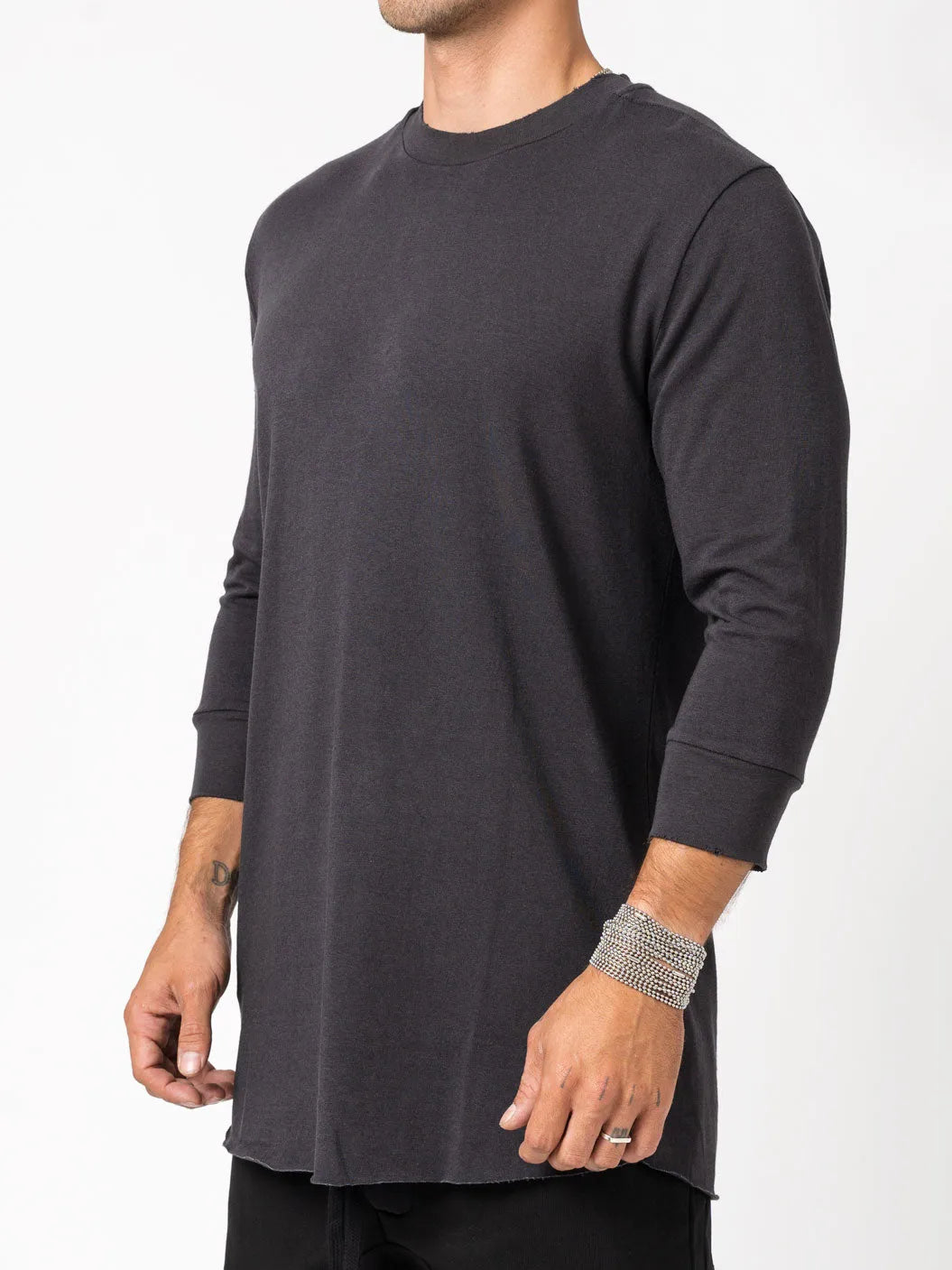 Raw cut hem T shirt